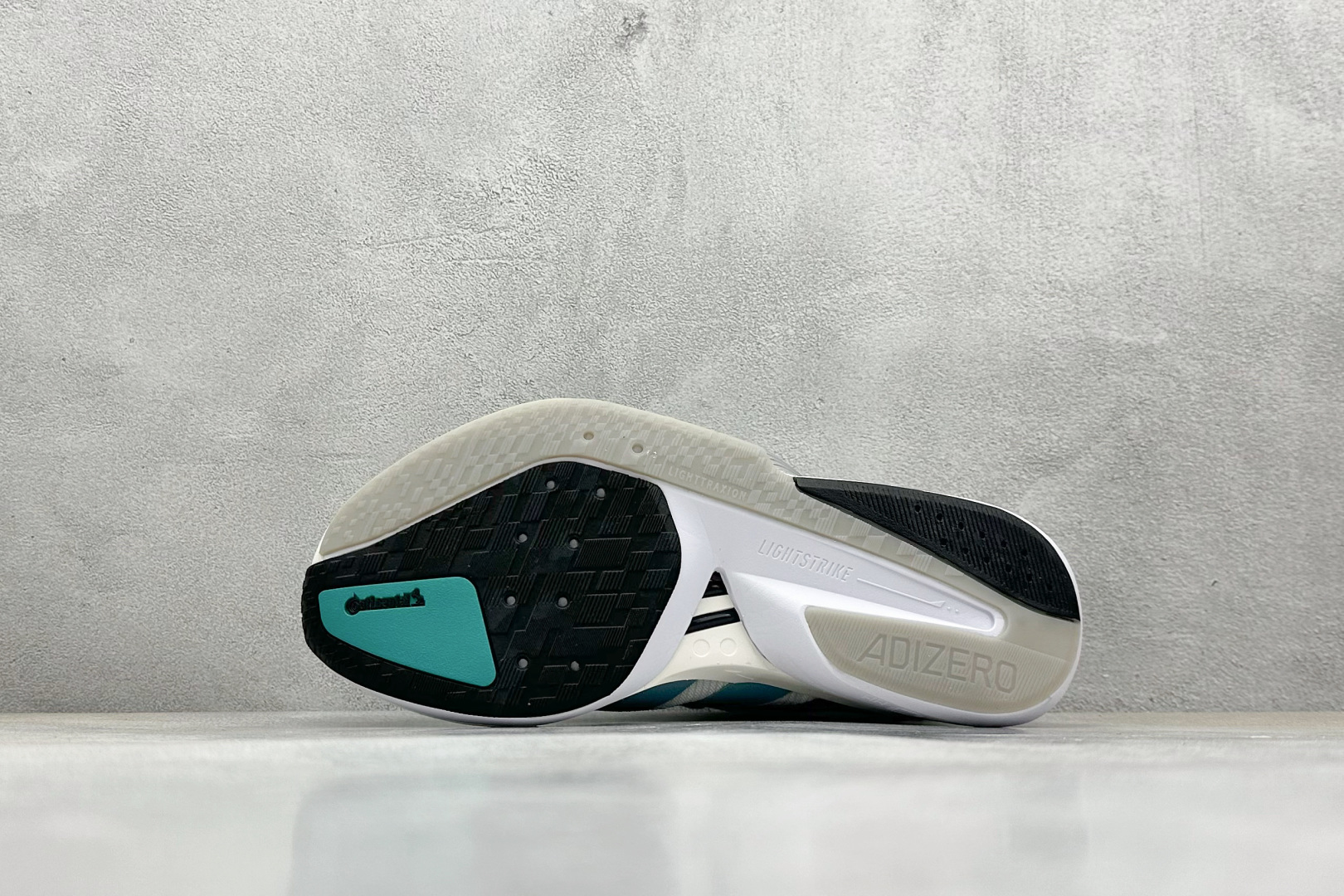 Adidas Adizero Boston 13 轻盈跑鞋 超轻发泡底 缓震透气跑步鞋 JR4791