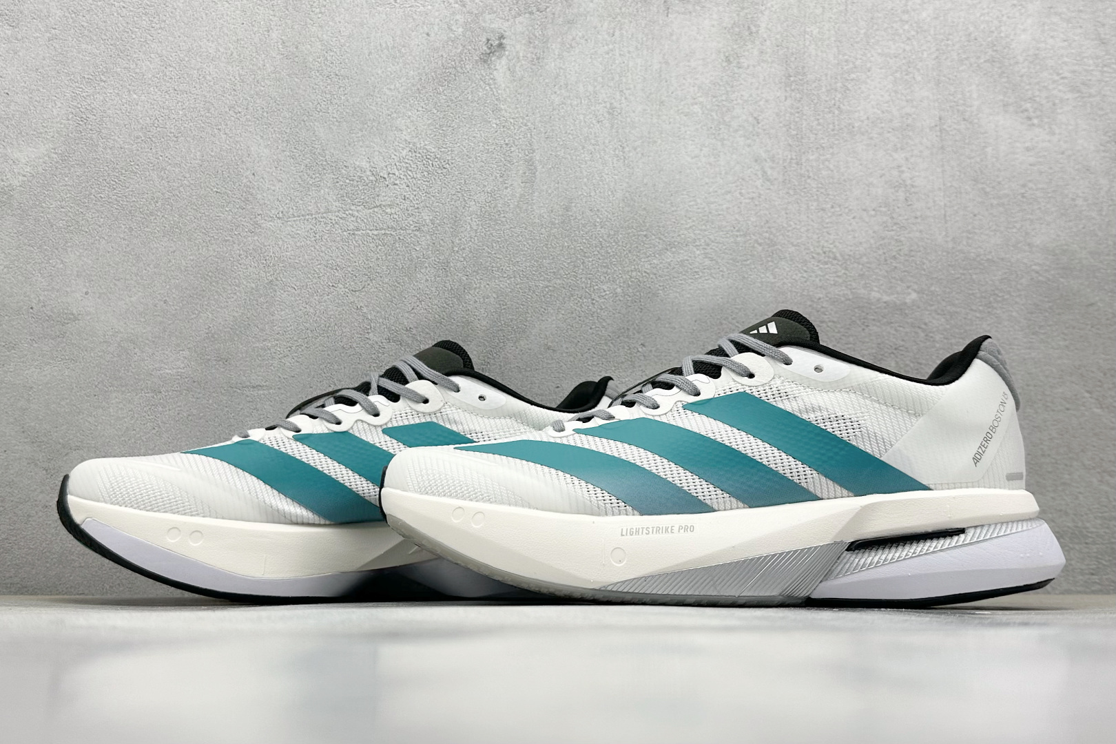 Adidas Adizero Boston 13 轻盈跑鞋 超轻发泡底 缓震透气跑步鞋 JR4791