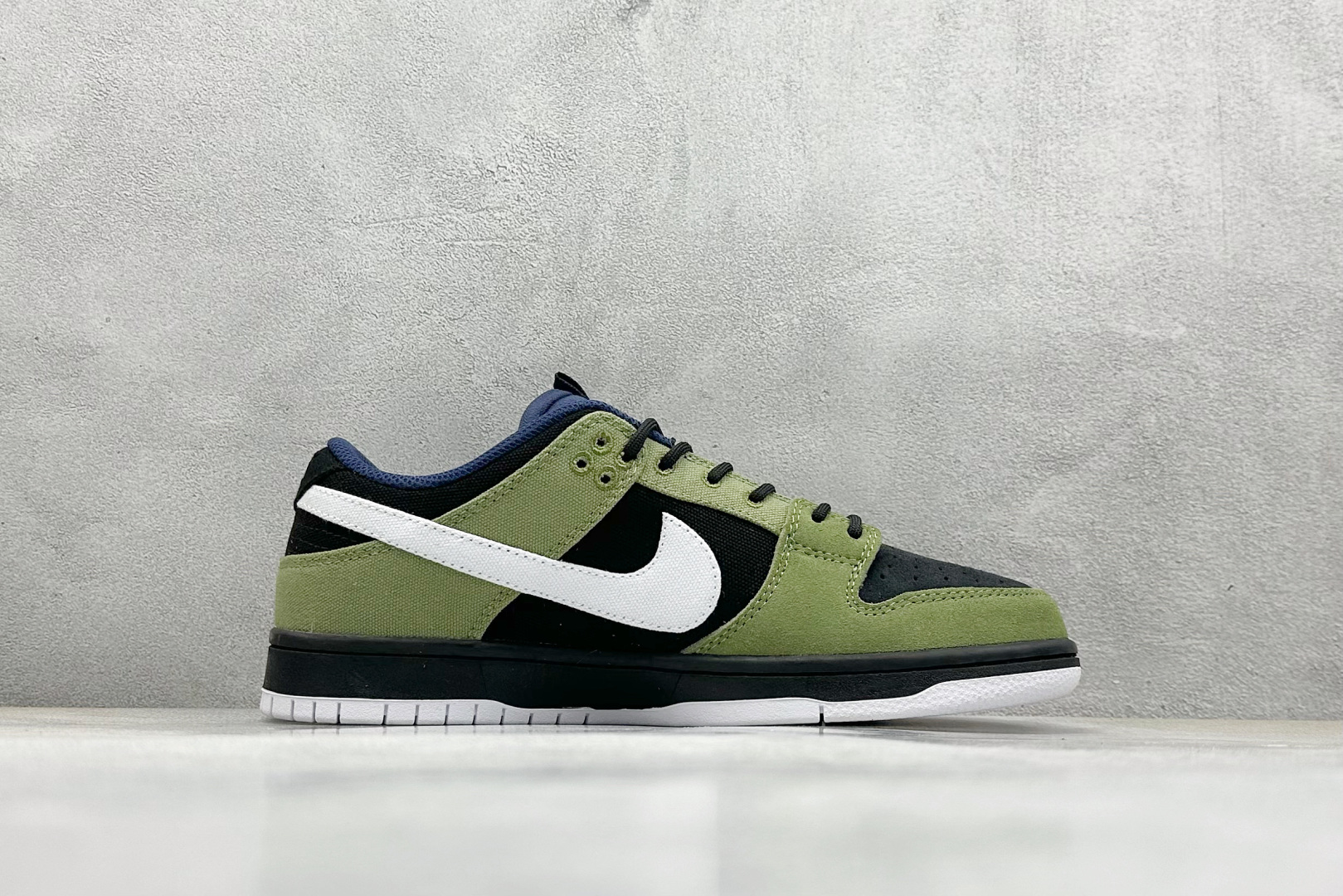 NIKE SB Dunk Low 军绿帆布 DX6775-400