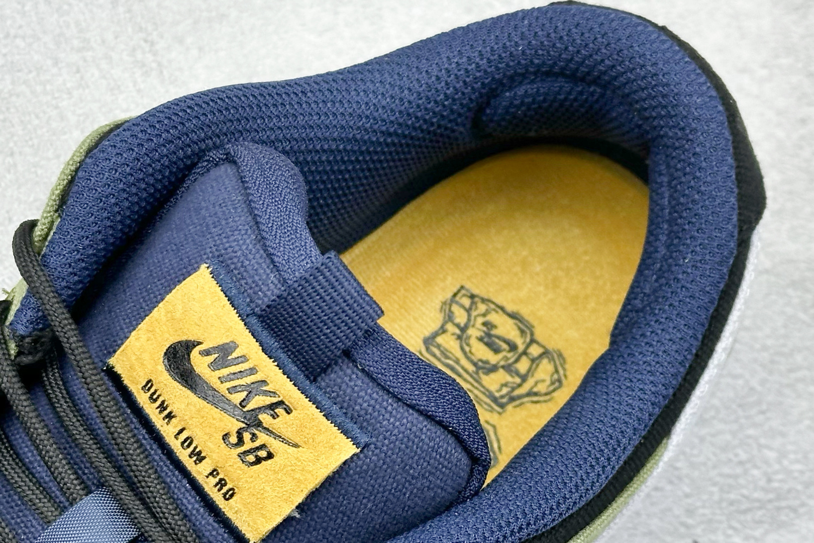 NIKE SB Dunk Low 军绿帆布 DX6775-400
