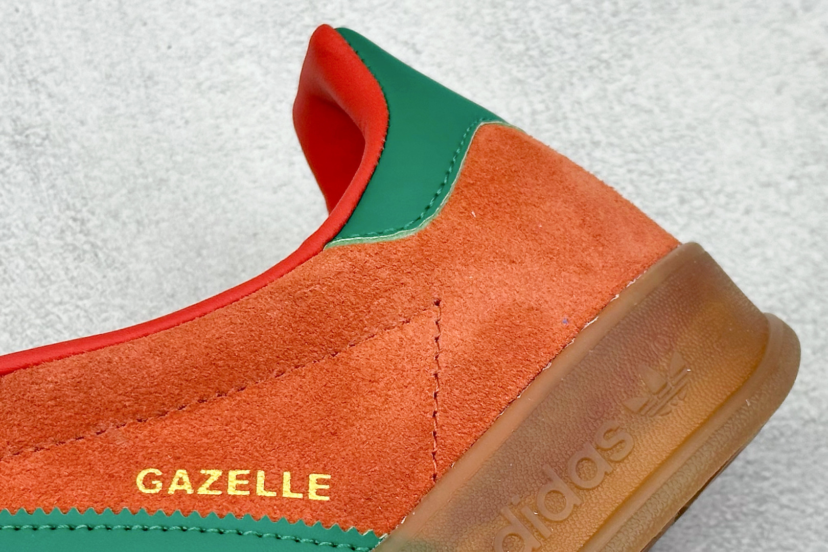 AD Originals Gazelle INdoor 三叶草休闲防滑耐磨低帮板鞋 JH5407
