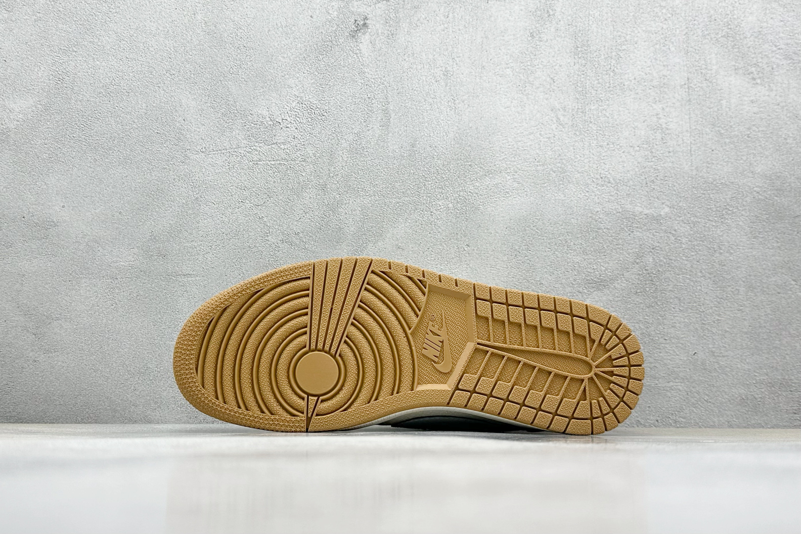 280 Travis Scott x Fragment Design x Air Jordan 1 Low OG SP AJ1 LV联名 灰白生胶 低帮文化休闲板鞋 XS2024-057