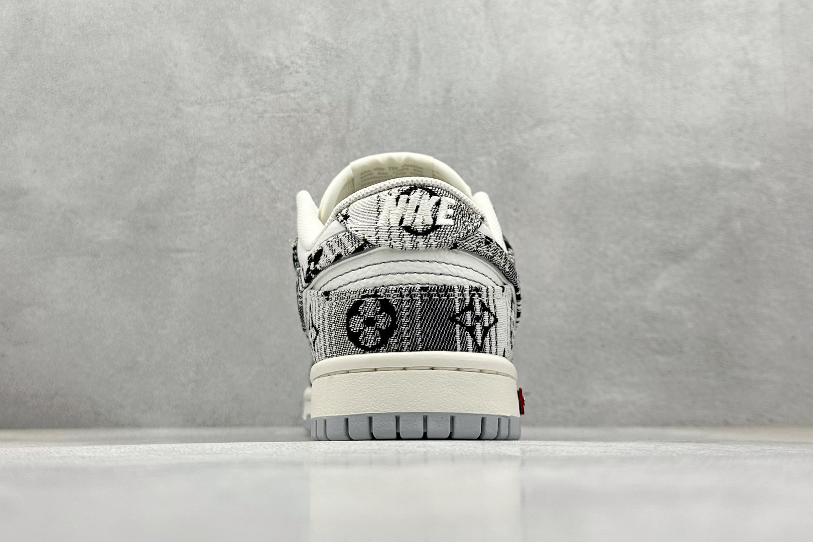 SC版 Nike SB Dunk Low LV联名 灰牛仔 周年高端定制 低帮休闲板鞋 SC9772-807
