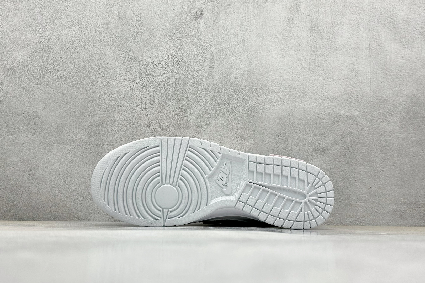 FS版 Nike SB Dunk Low 引线牵梦 情之所钟 HF0730-160