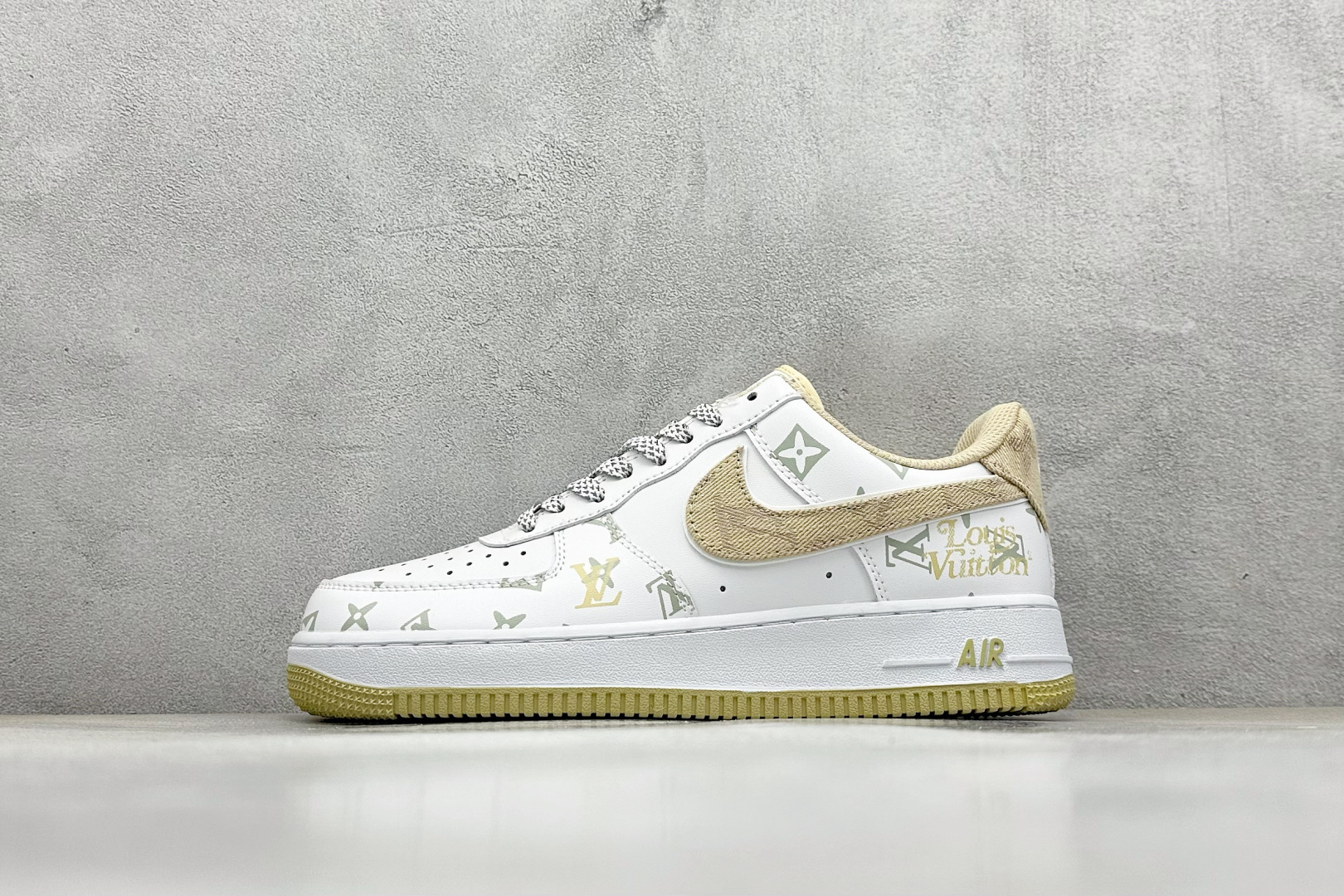 Nike Air Force 1 Low 07 LV联名 CV0670-500
