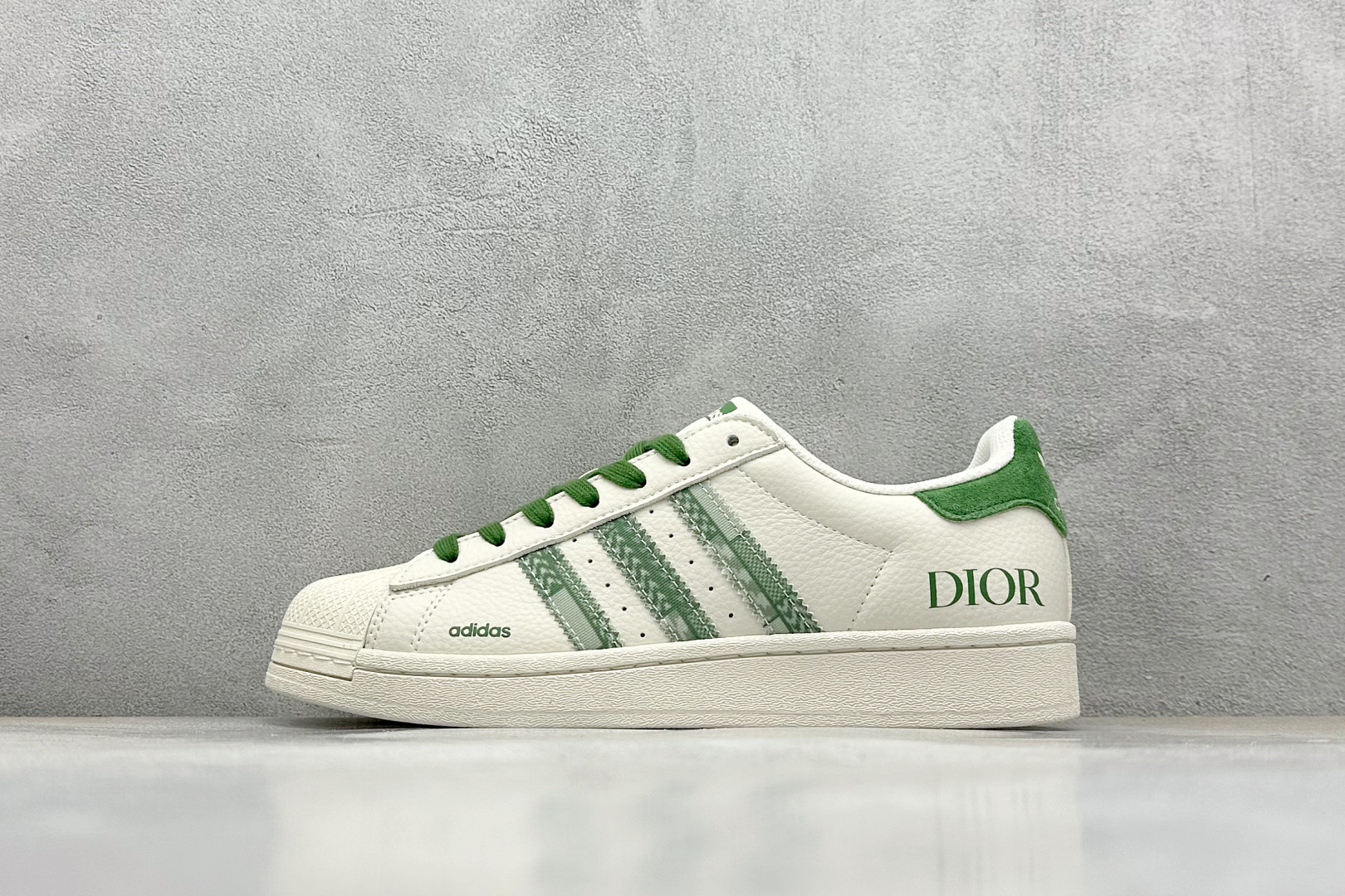 240 AD Originals Superstar x DIOR 白绿 XS0006