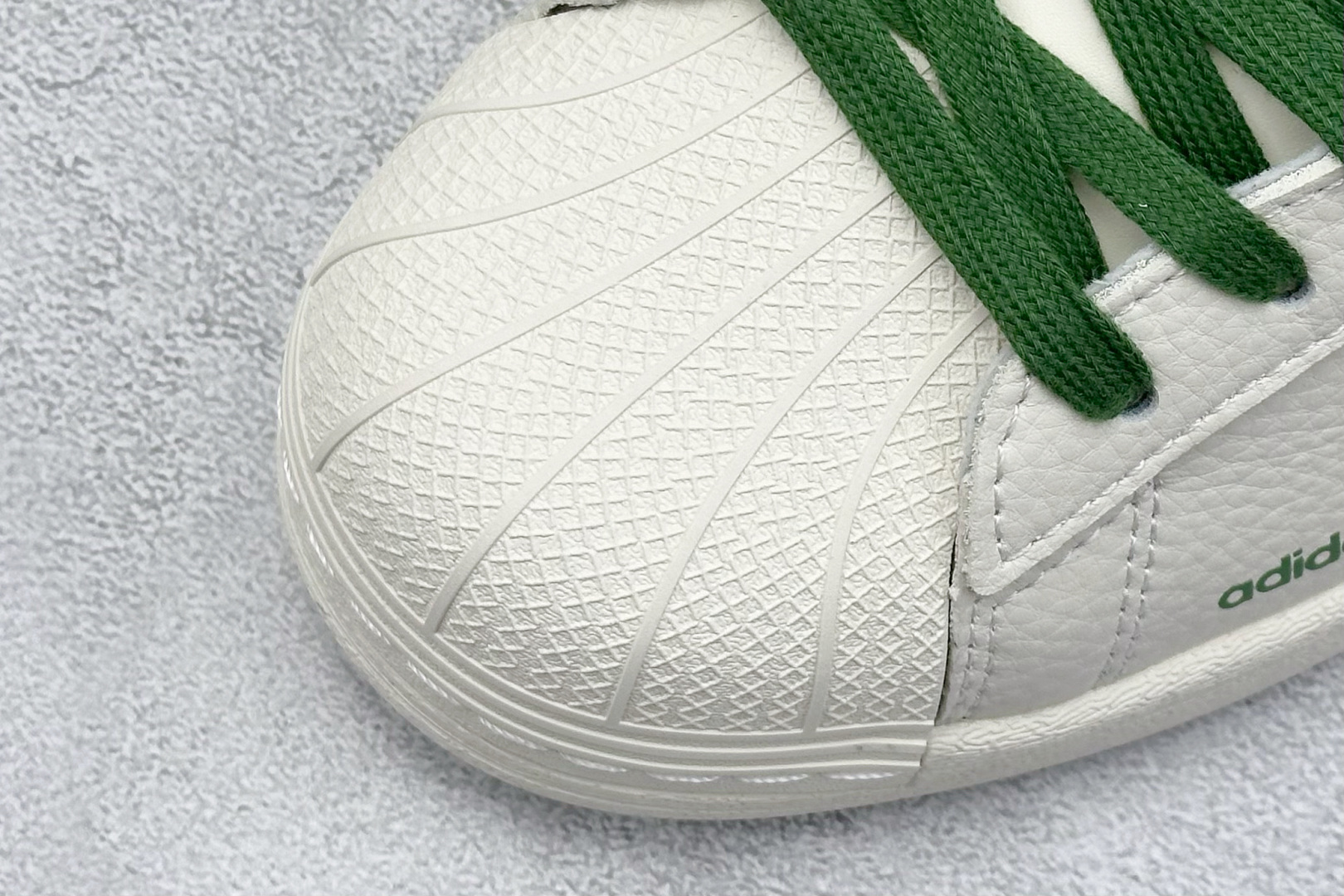240 AD Originals Superstar x DIOR 白绿 XS0006