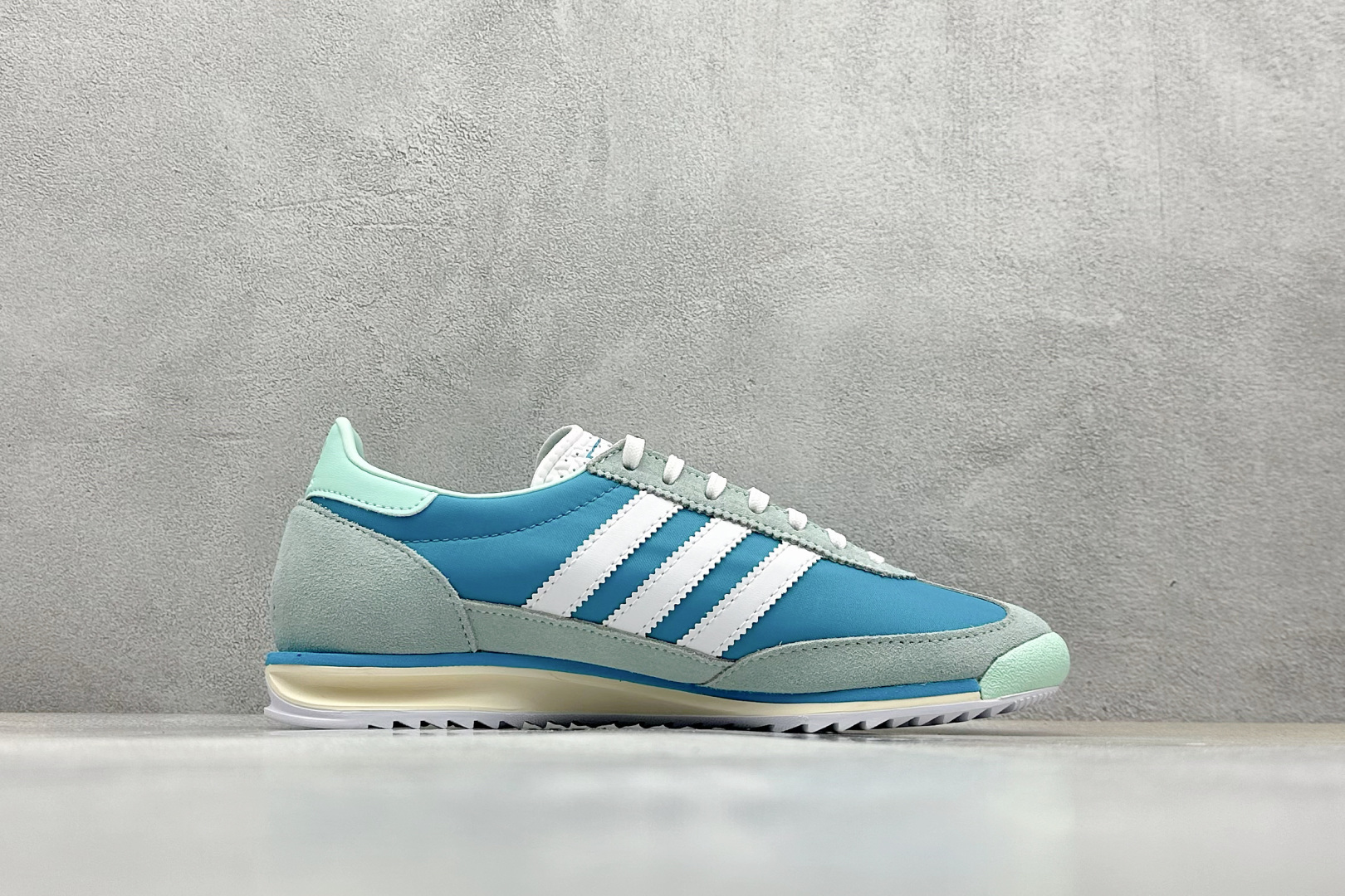 BF版 Adidas Originals SL 72 阿迪经典复古慢跑鞋 JI0199
