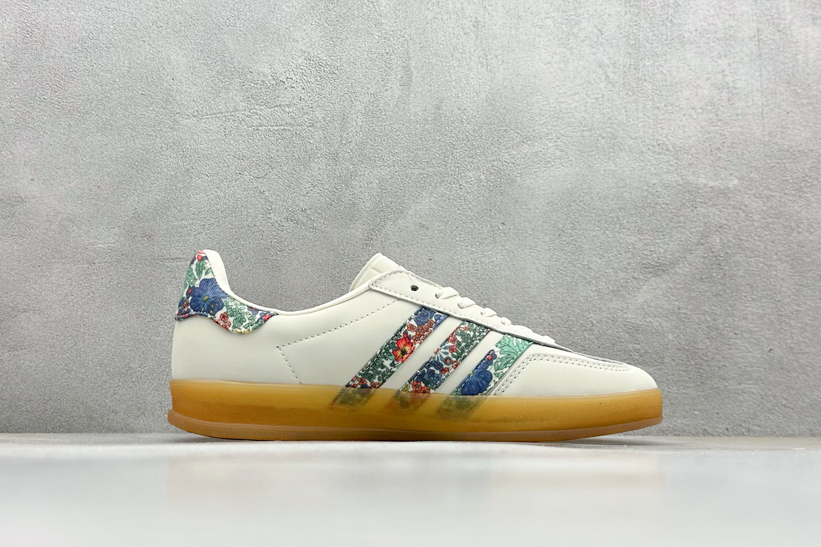 K版 AD Originals Gazelle Indoor 米彩 三叶草复古休闲运动板鞋 JH7370