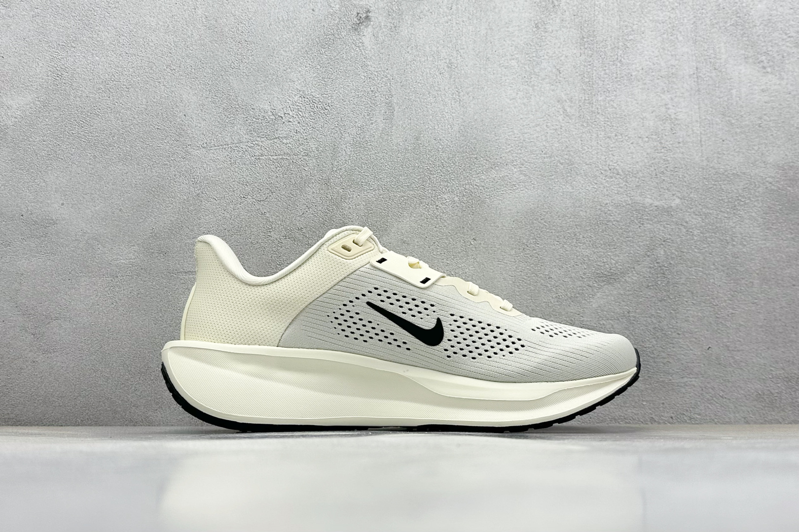 Nike Quest 6 公路跑步鞋 FD6033-104