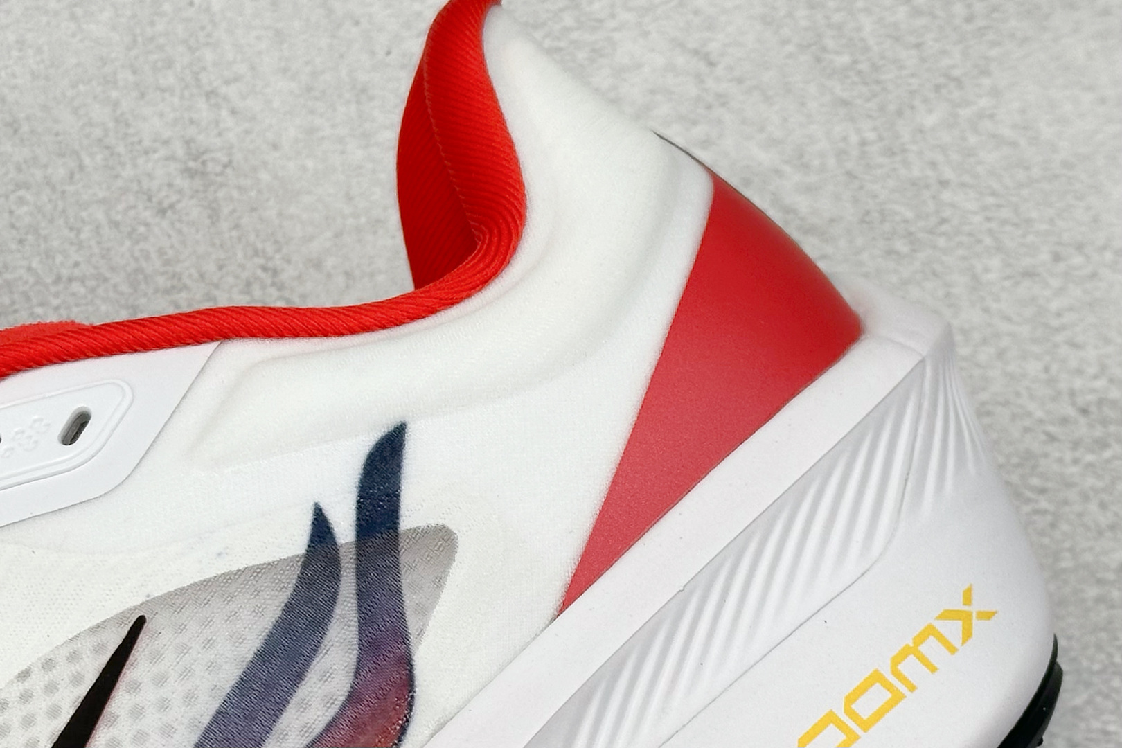 Nike Zoom Fly 6 耐克超弹轻盈跑步鞋 HQ3498-100