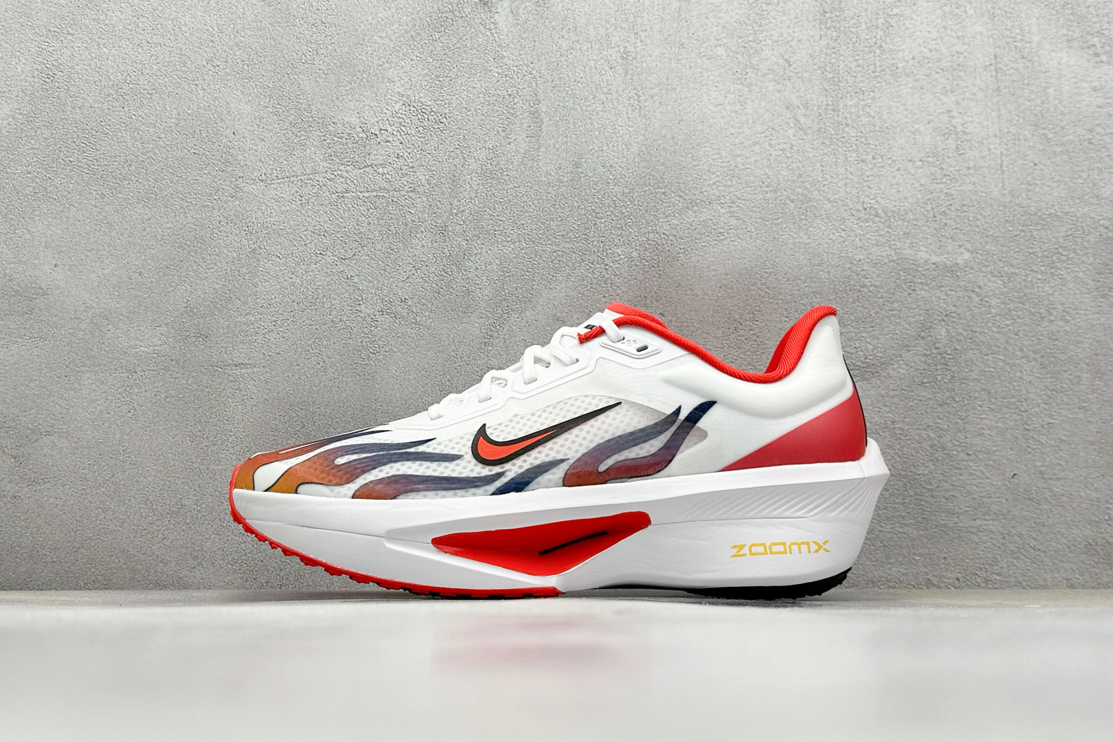 Nike Zoom Fly 6 耐克超弹轻盈跑步鞋 HQ3498-100