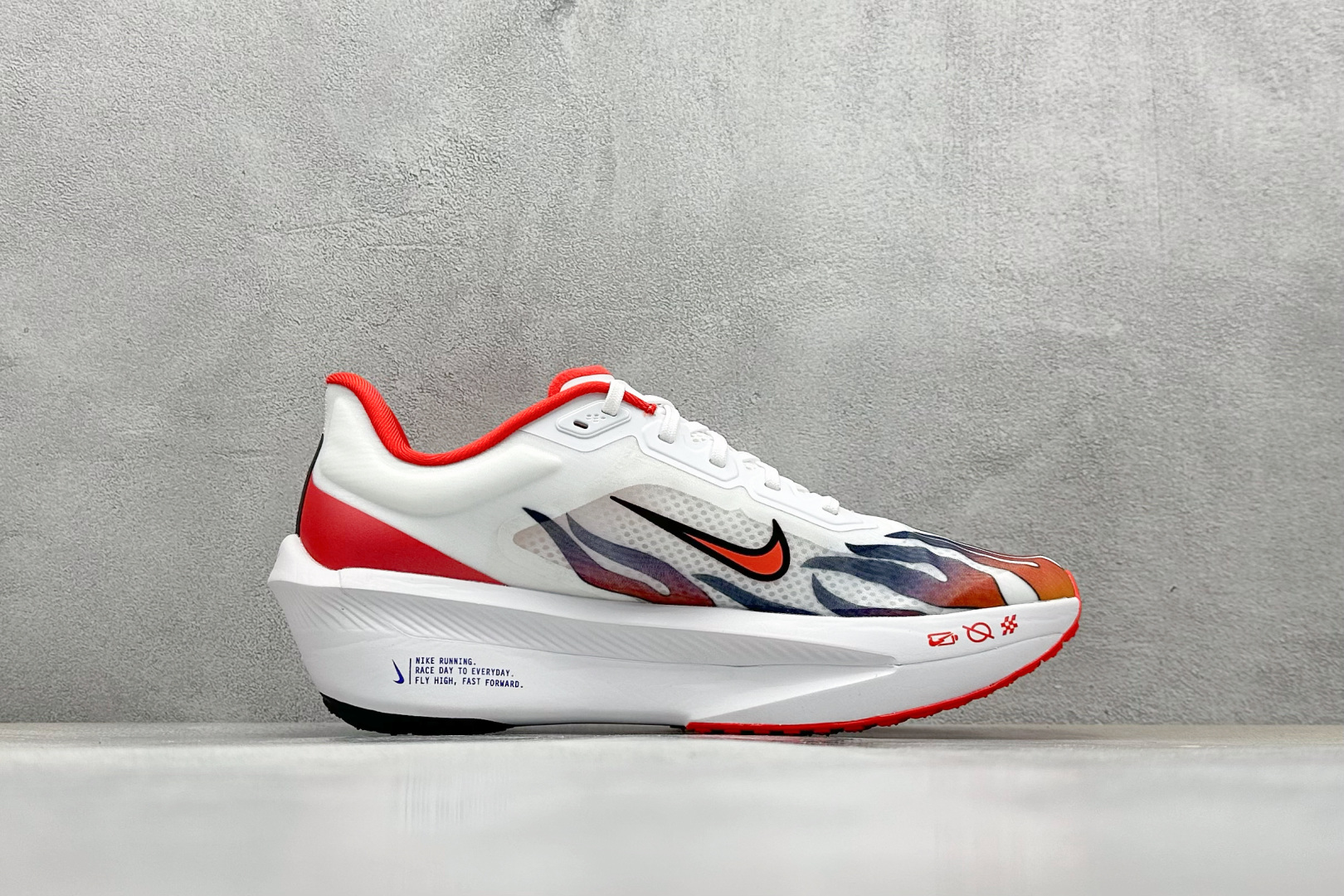 Nike Zoom Fly 6 耐克超弹轻盈跑步鞋 HQ3498-100