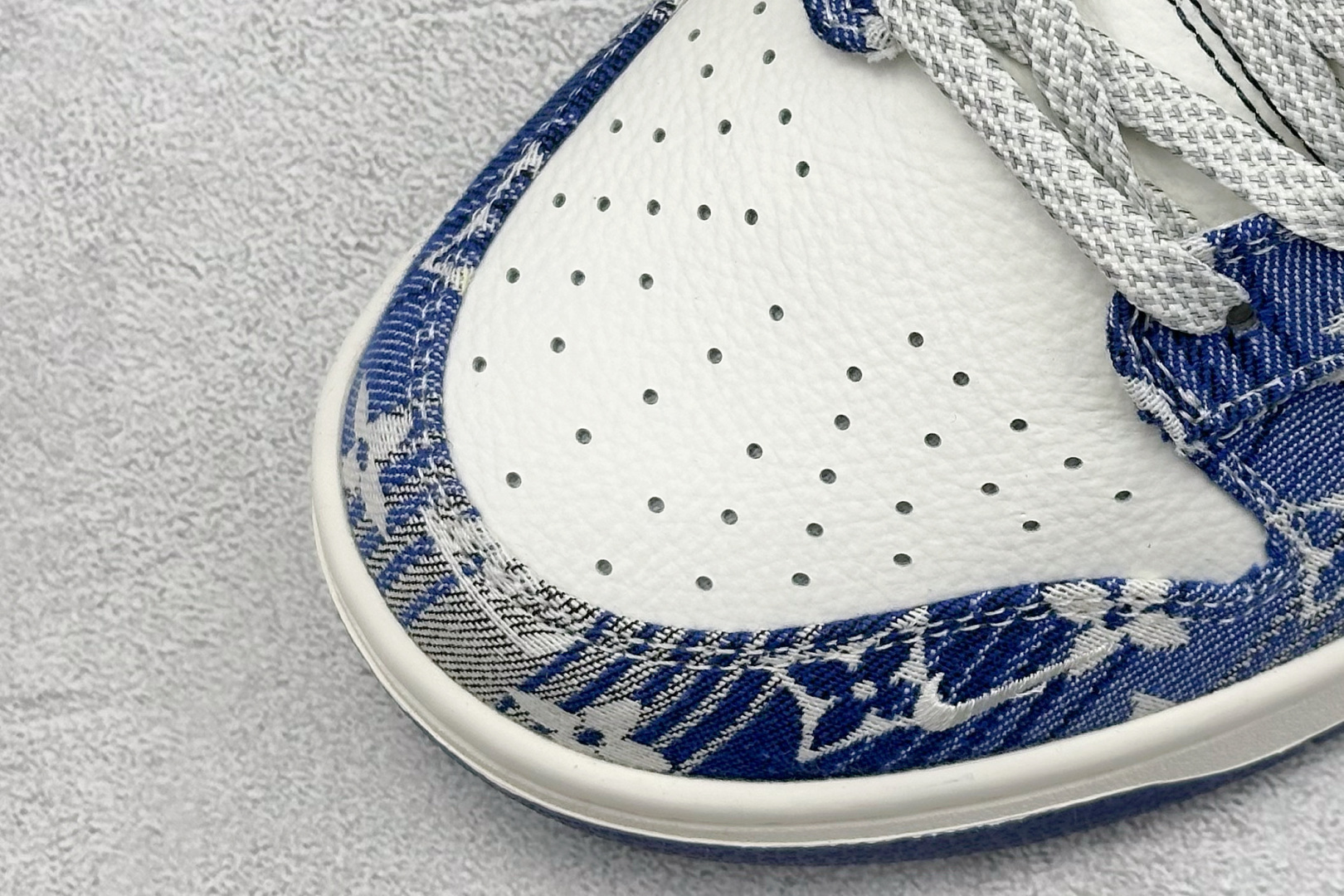 SC版 Nike SB Dunk Low LV联名 蓝牛仔 周年高端定制 低帮休闲板鞋 SC9772-808