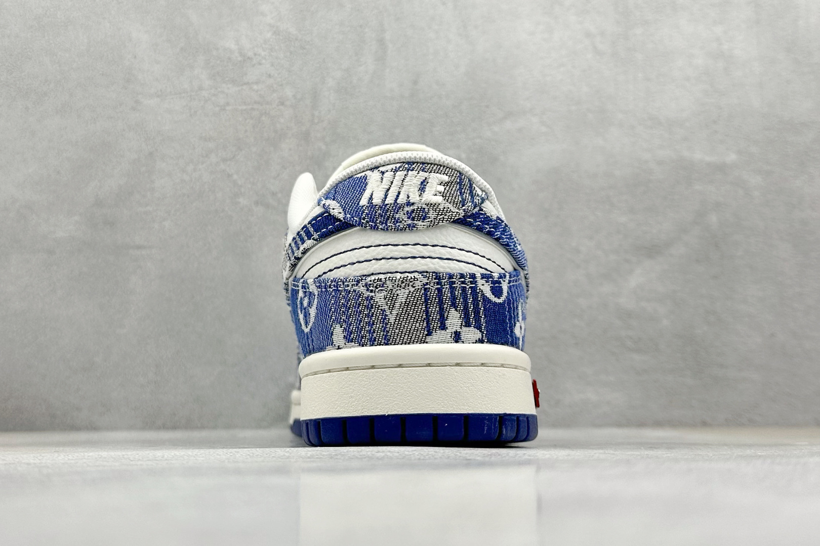 SC版 Nike SB Dunk Low LV联名 蓝牛仔 周年高端定制 低帮休闲板鞋 SC9772-808