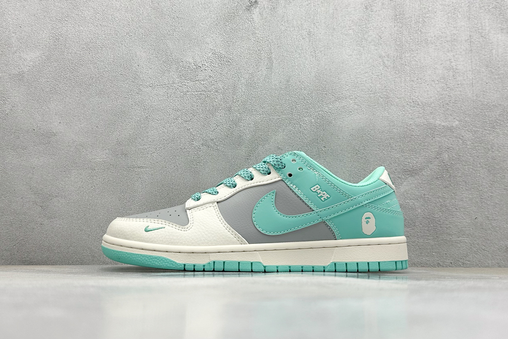 Nk SB Dunk Low BAPE联名-米灰靛青 周年高端定制 低帮休闲板鞋 BB8969-003