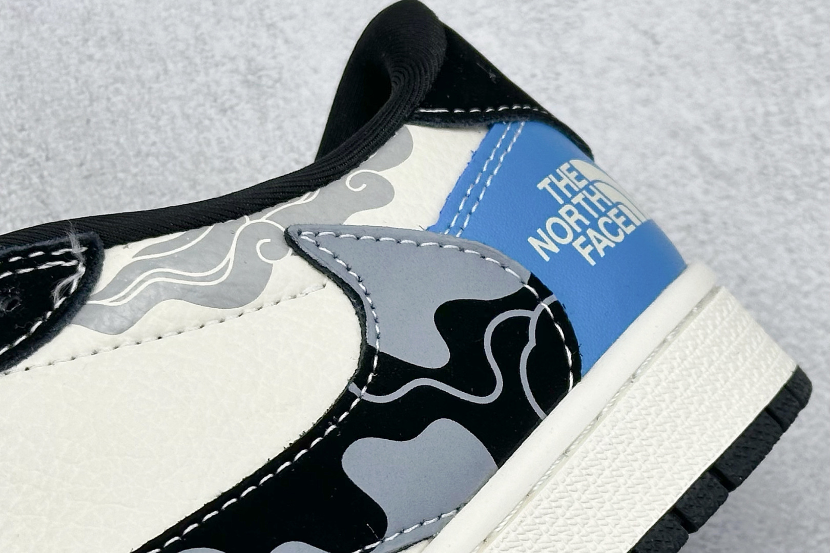 Travis Scott x Fragment Design x Air Jordan 1 Low OG SP AJ1 北面联名 祥云蓝黑 低帮文化休闲板鞋 XS2024-052