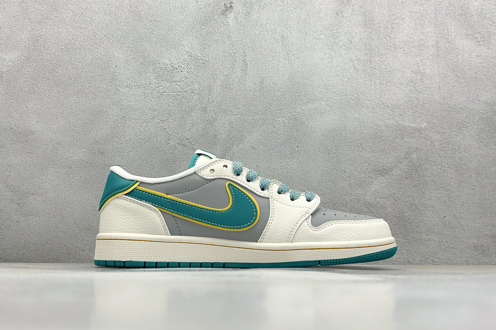 Travis Scott x Fragment Design x Air Jordan 1 Low OG SP AJ1 小米联名 海湾蓝 低帮文化休闲板鞋 XX3168-163