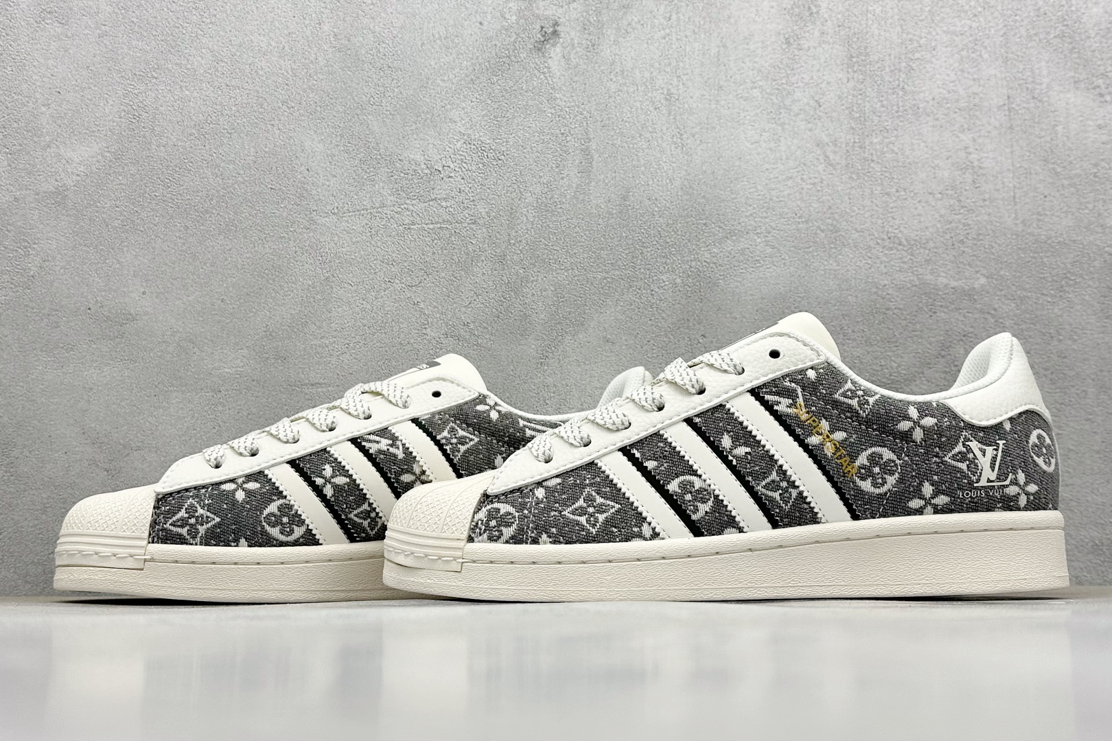AD Originals Superstar x Louis Vuitton 白灰 JY8911