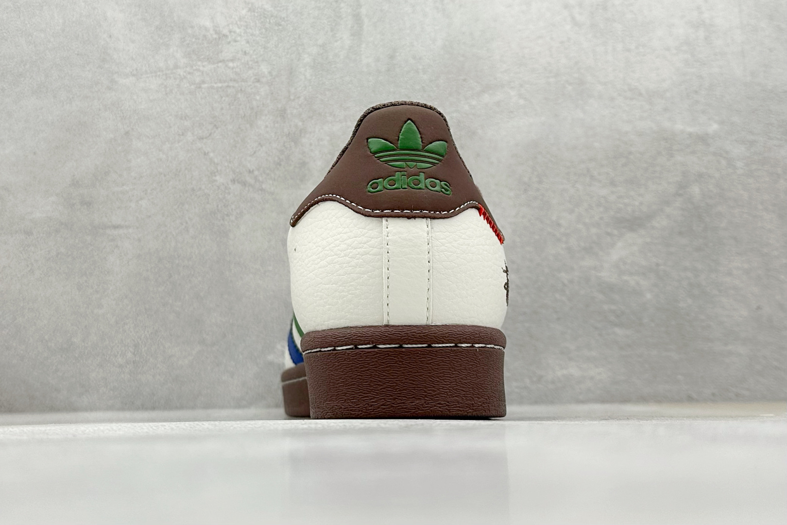 AD Originals Superstar x Stussy 棕白 JY8919
