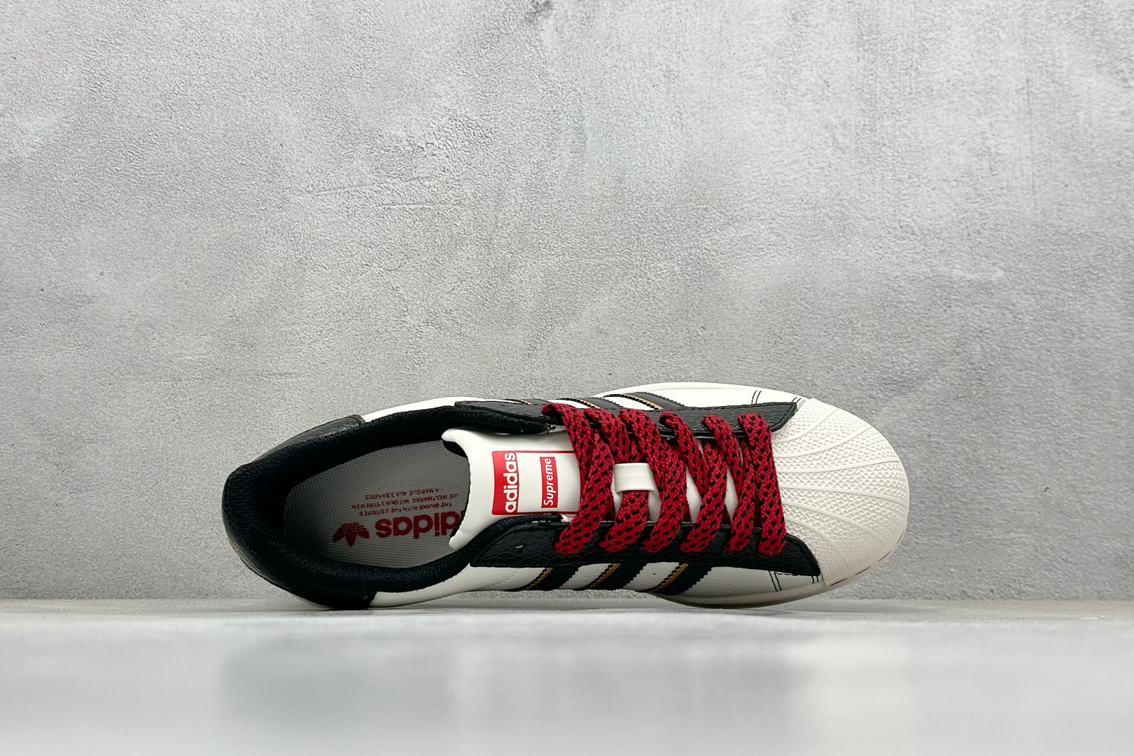 AD Originals Superstar x Supreme 白黑红 BZ2524