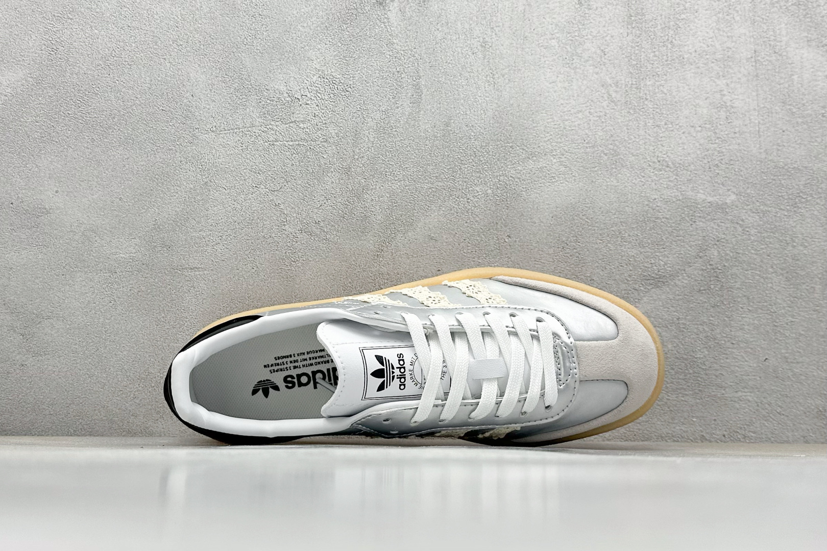 Adidas Samba Xlg 桑巴舞系列绅士德训足球风百搭低帮厚底增高休闲运动板鞋 IG5745