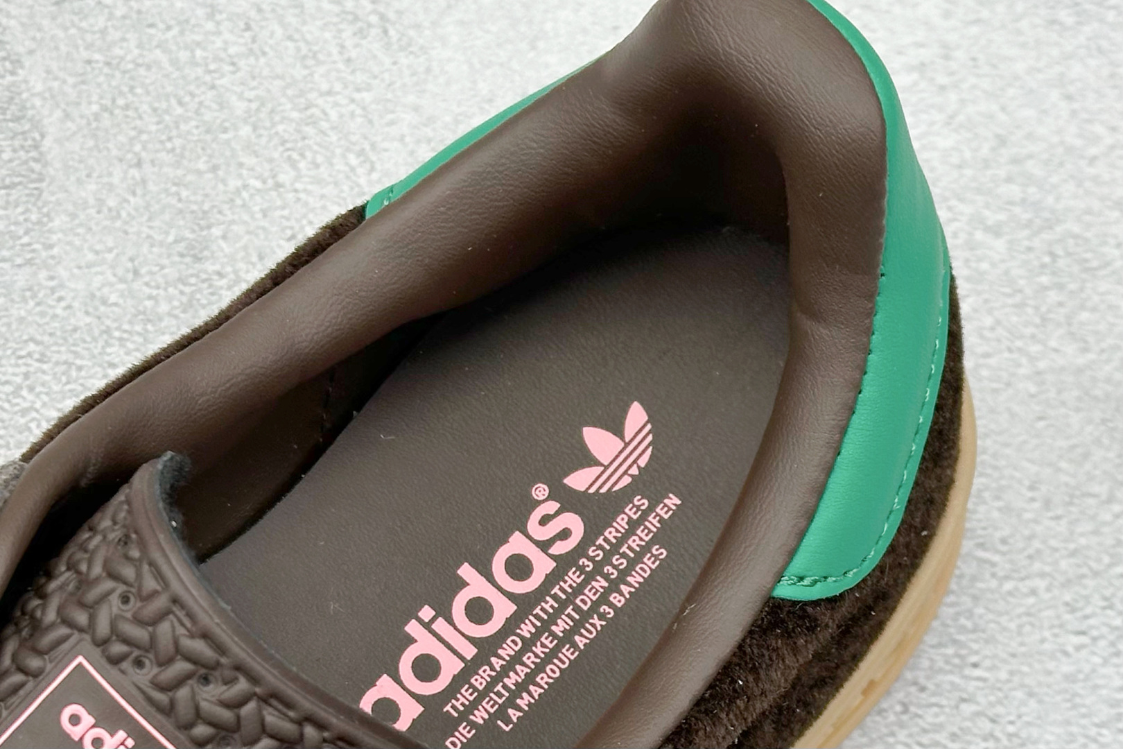 K版 AD Originals Gazelle Indoor 三叶草复古休闲防滑耐磨低帮板鞋 JI2714