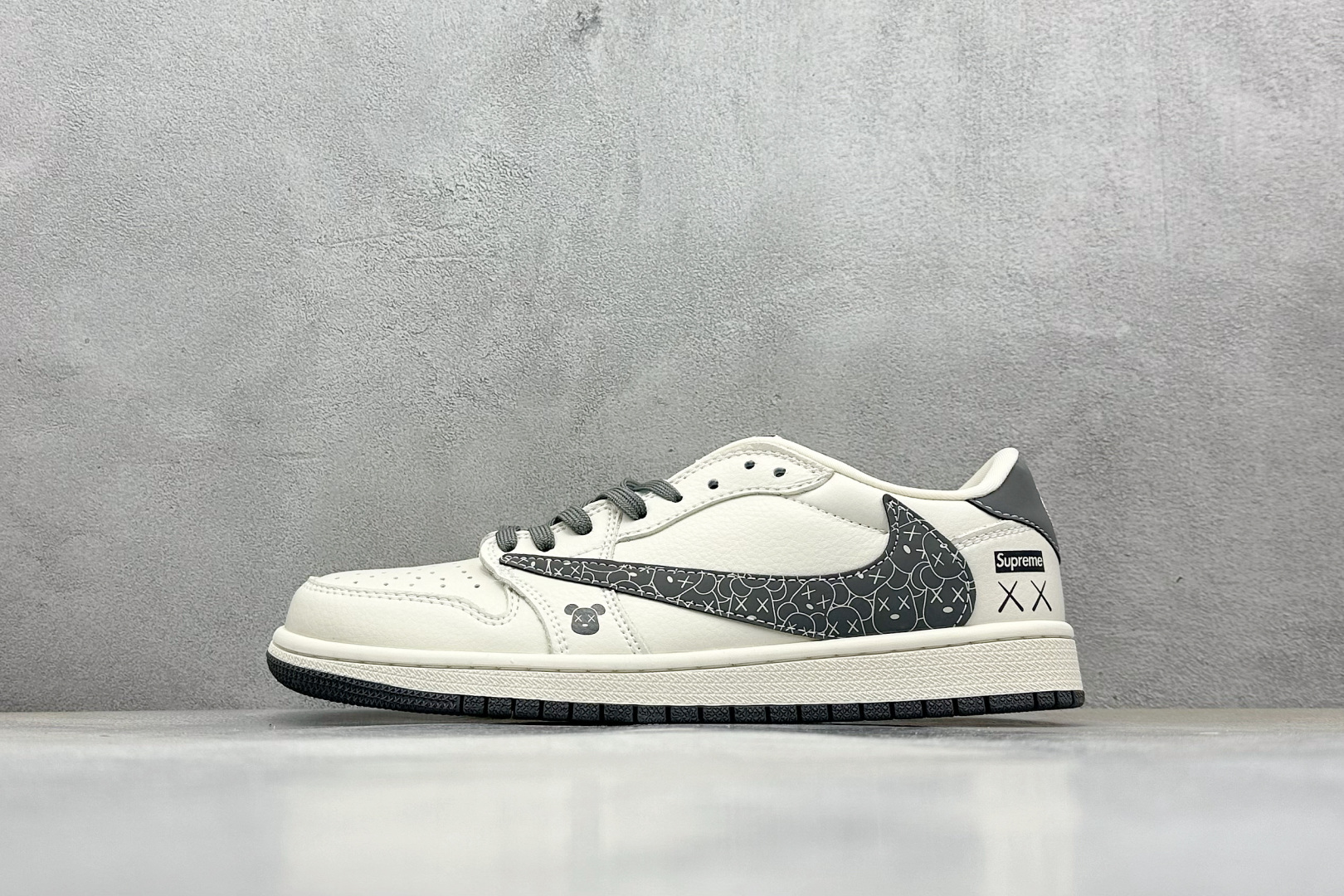 280 Travis Scott x Fragment Design x Air Jordan 1 Low OG SP AJ1 Supreme联名 涂鸦暴力熊 低帮文化休闲板鞋 XS2024-035