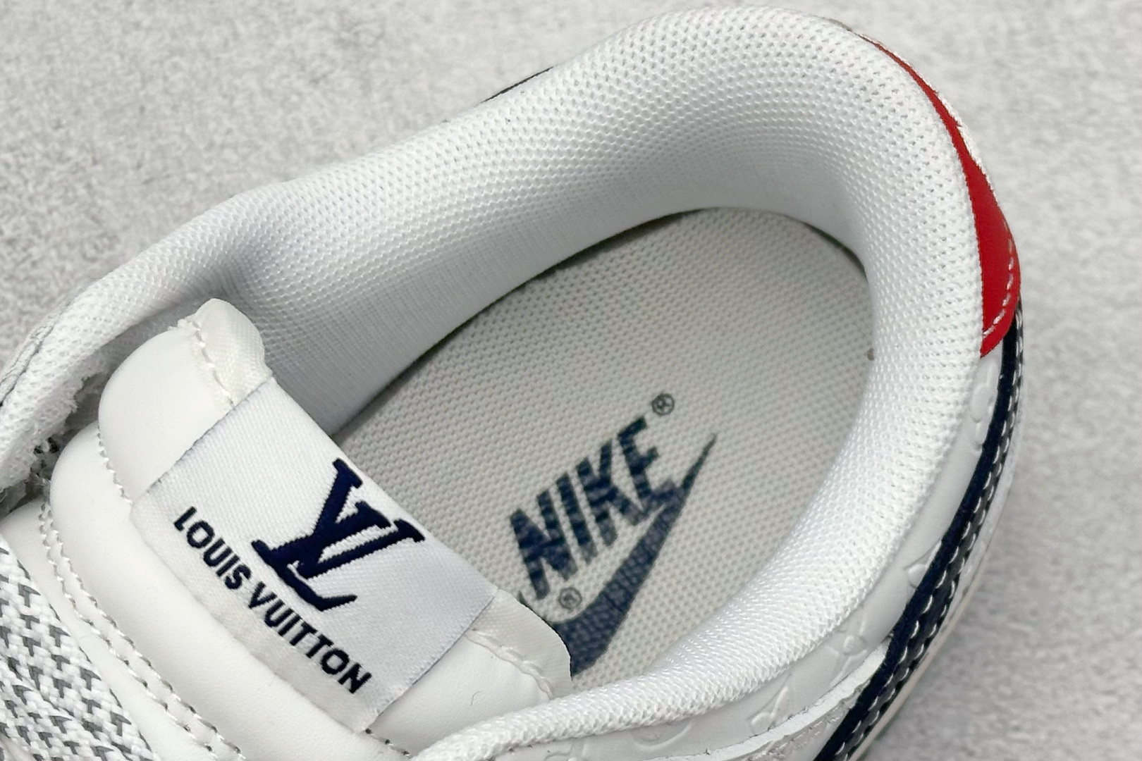 280 Nike SB Dunk Low LV联名 蓝勾暗印花 周年高端定制 低帮休闲板鞋 XX3168-146
