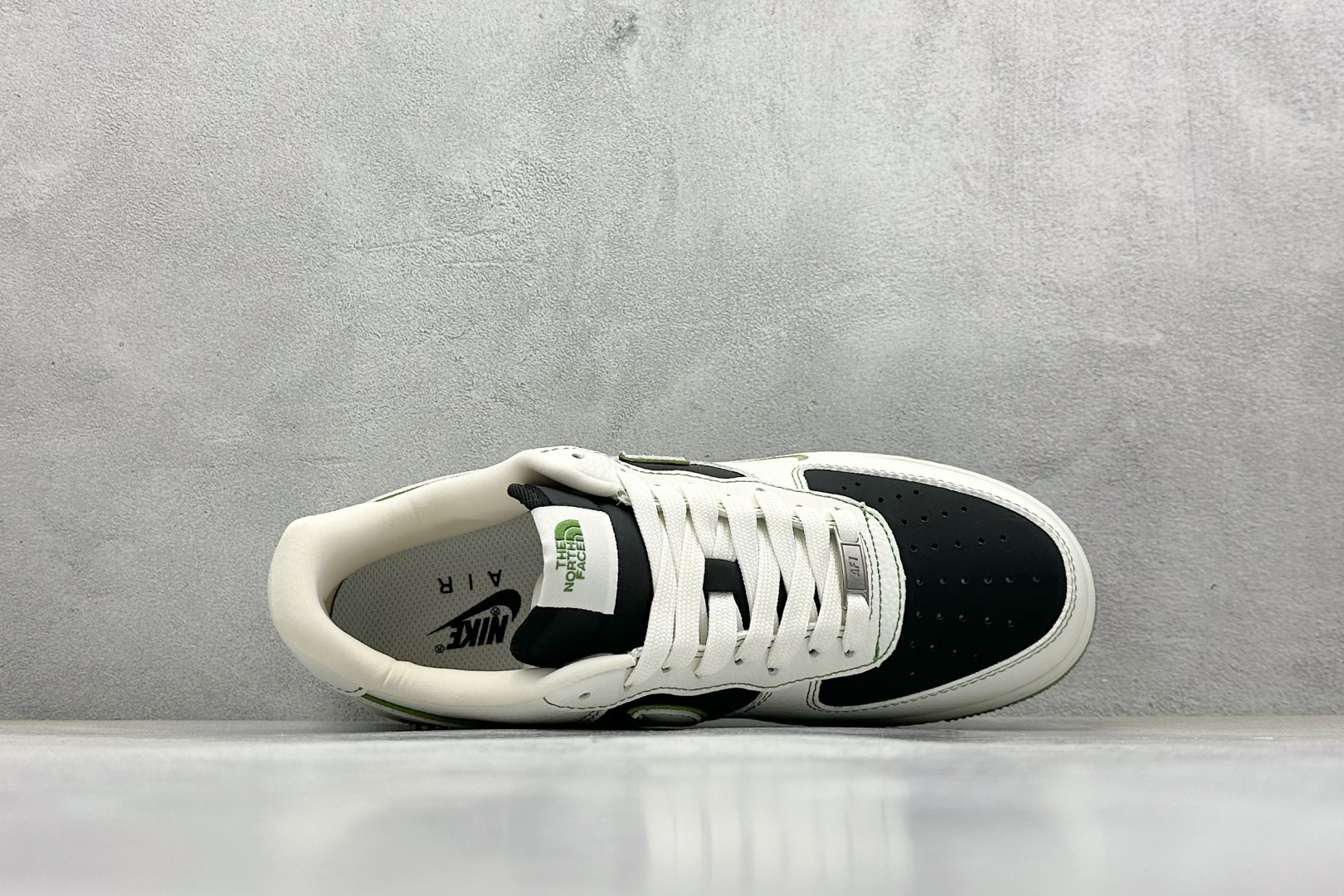 260 SC版 Nike Air Force 1'07 Low 北面联名 白黑绿 空军一号低帮休闲板鞋 SC9207-527
