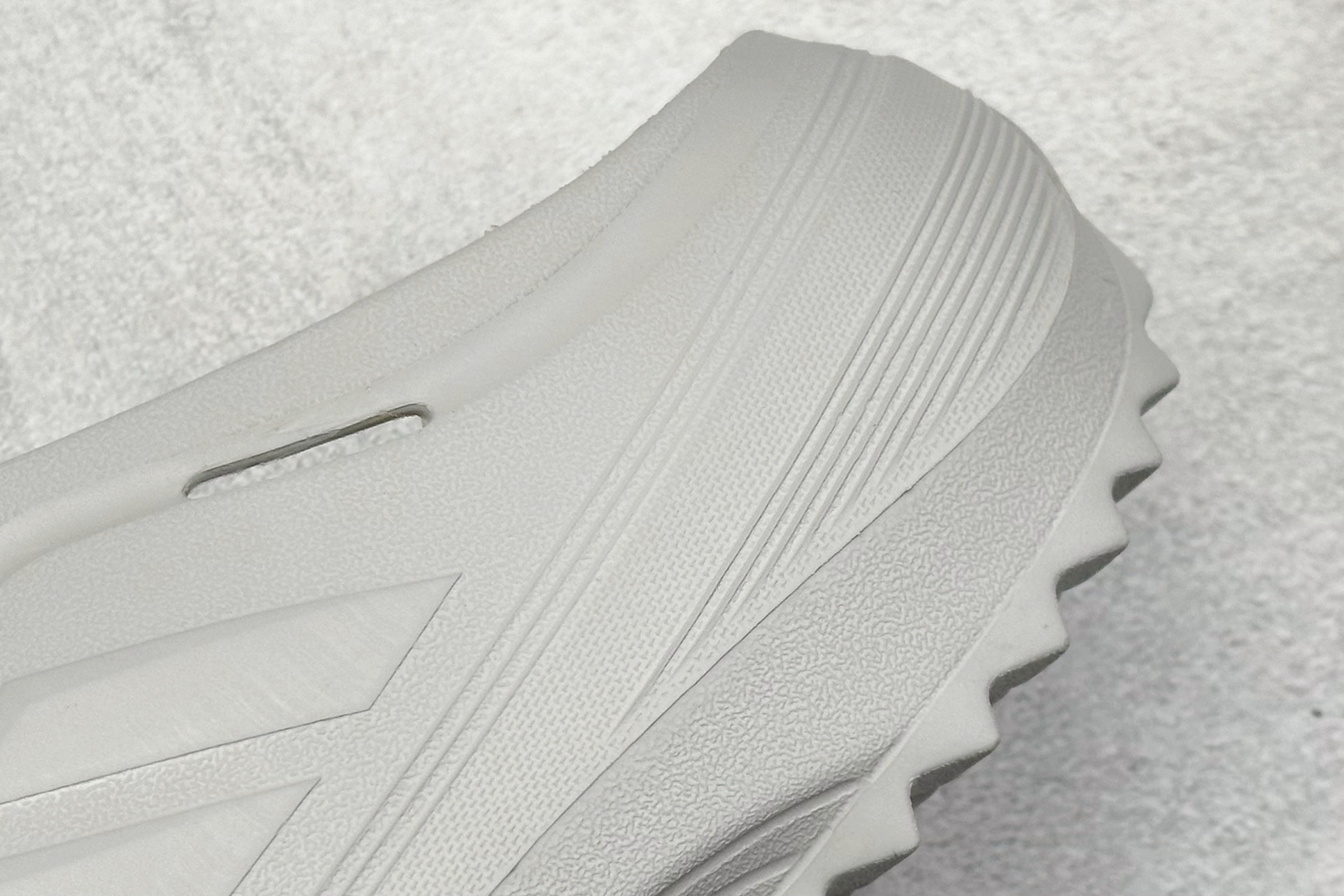 AD OZWAVE CLOG稳定缓震回弹厚底老爹拖鞋 厨师鞋二代 JR6760