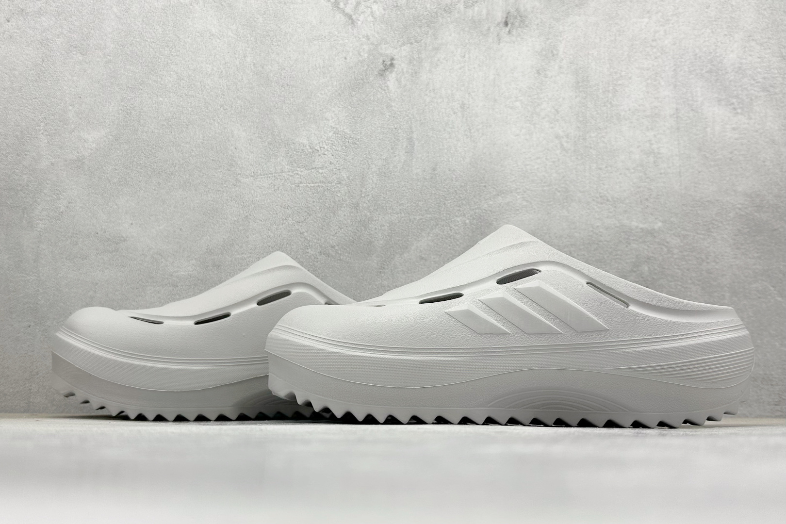 AD OZWAVE CLOG稳定缓震回弹厚底老爹拖鞋 厨师鞋二代 JR6760