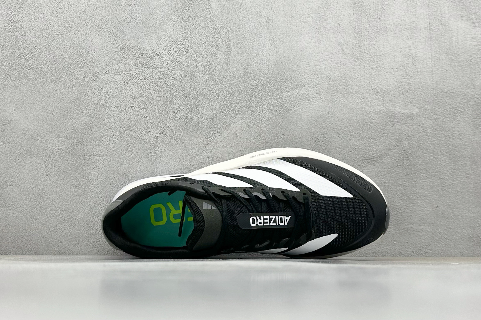 200 Adidas Adizero Boston 13 轻盈跑鞋 超轻发泡底 缓震透气跑步鞋 JS4938
