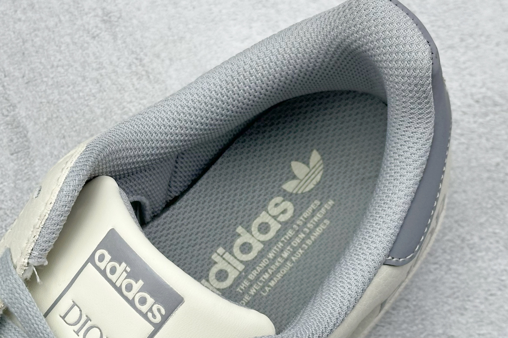AD Originals Superstar x DIOR 白灰 XG0004