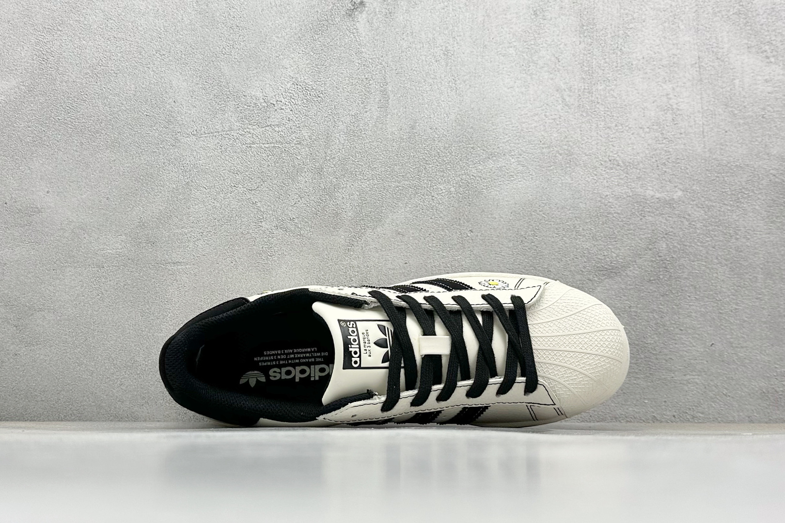 AD Originals Superstar x Peaceminusone 白黑小雏菊 XG0001