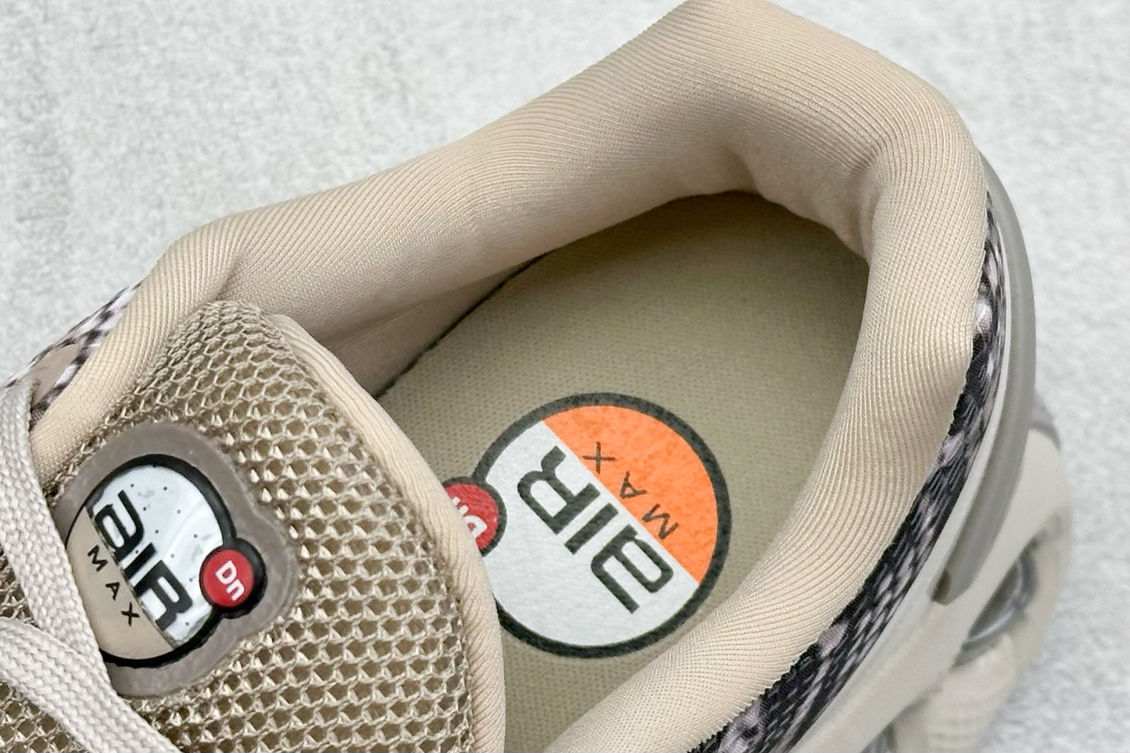 YH版 Nike Air Max Dn 网布 舒适时尚 减震耐磨 低帮 生活休闲鞋 HQ0912-200