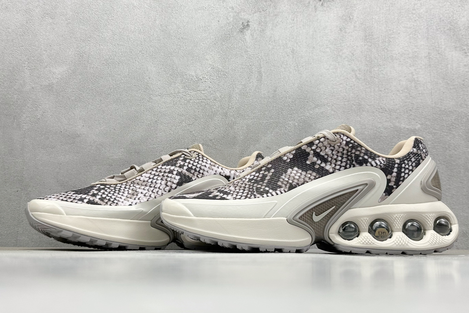 YH版 Nike Air Max Dn 网布 舒适时尚 减震耐磨 低帮 生活休闲鞋 HQ0912-200