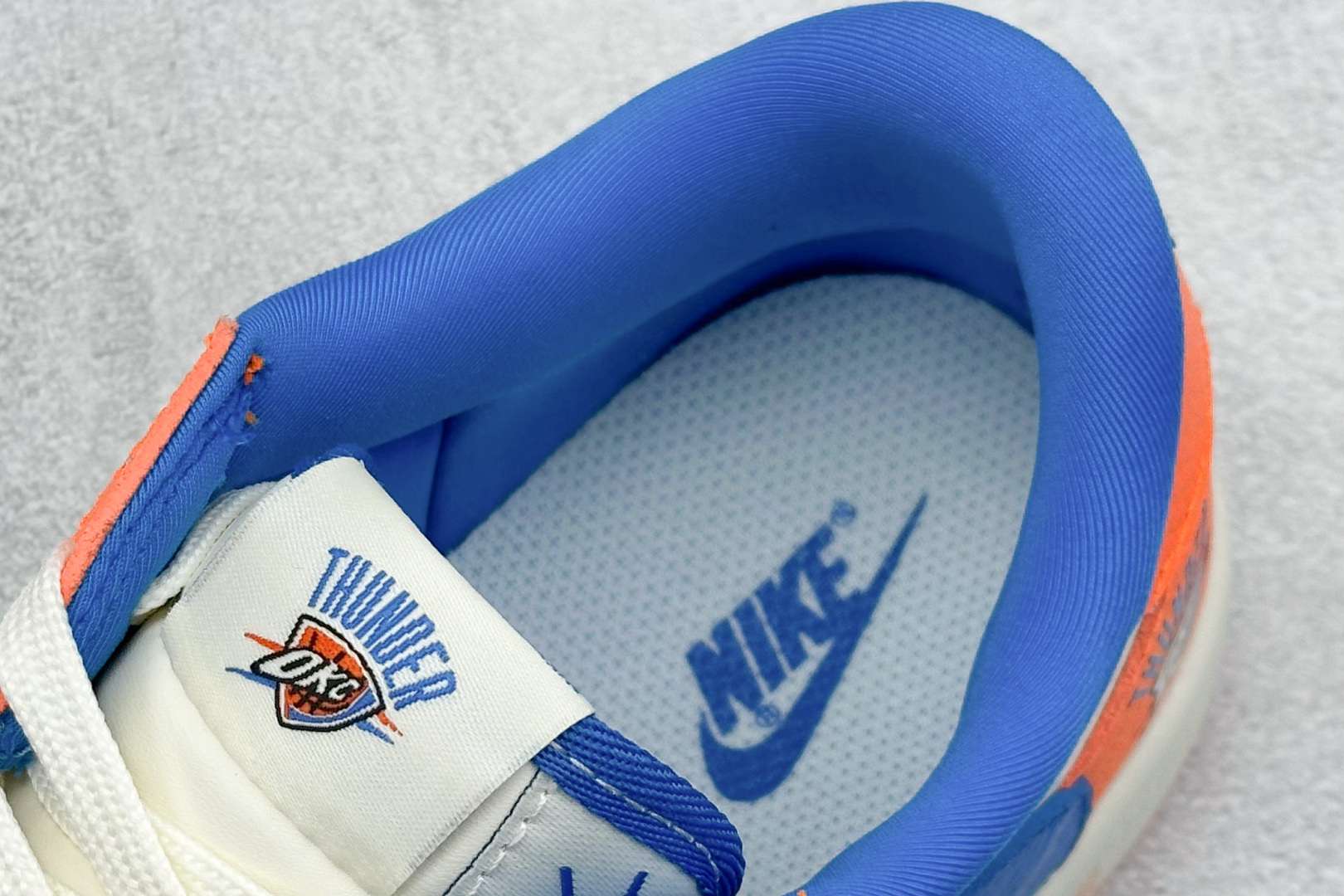 终端放店
XC版 Travis Scott x Fragment Design x Air Jorda