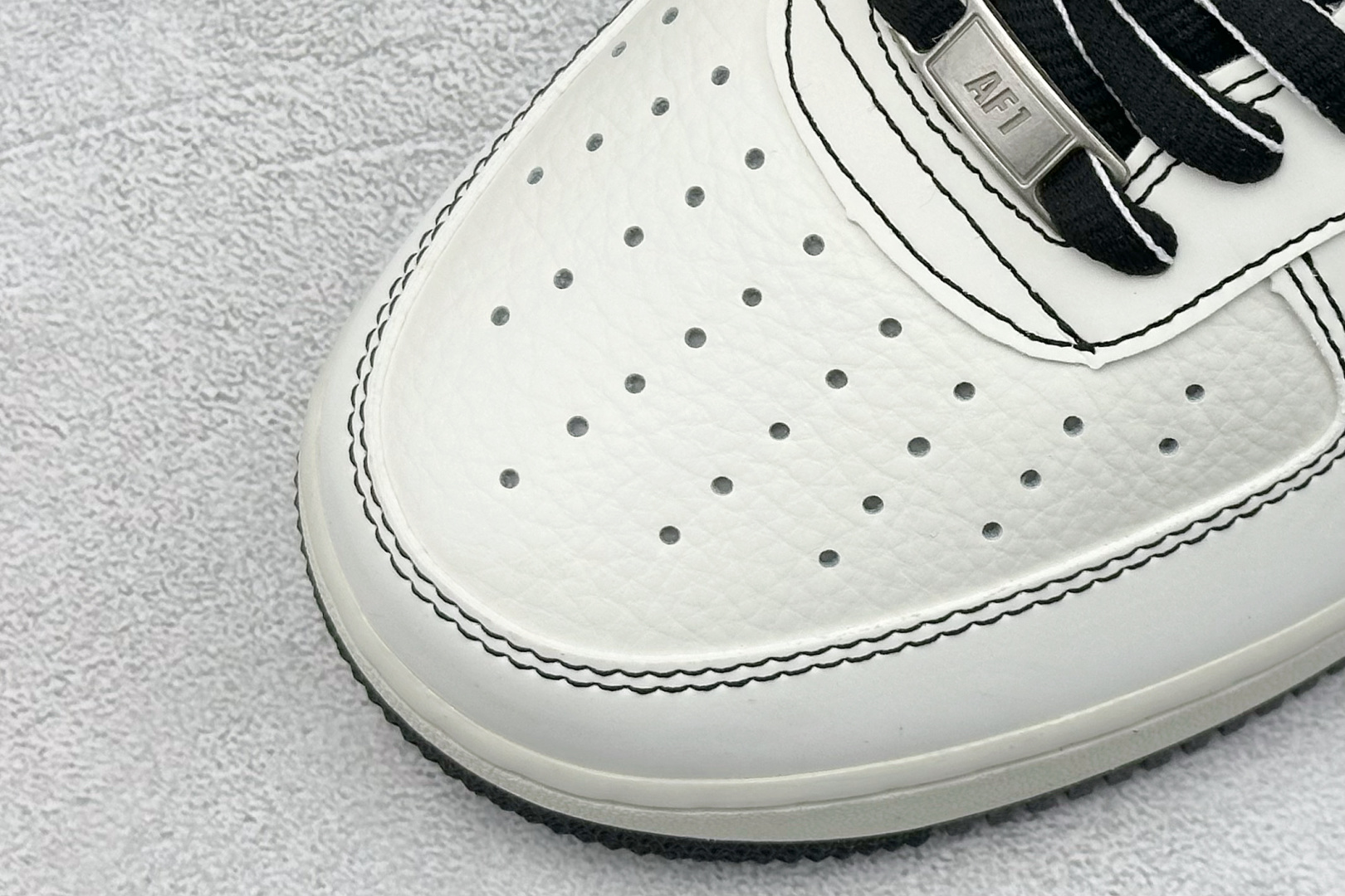 SC版 Nike Air Force 1'07 Low LV联名 白黑 空军一号低帮休闲板鞋 BZ6808-102