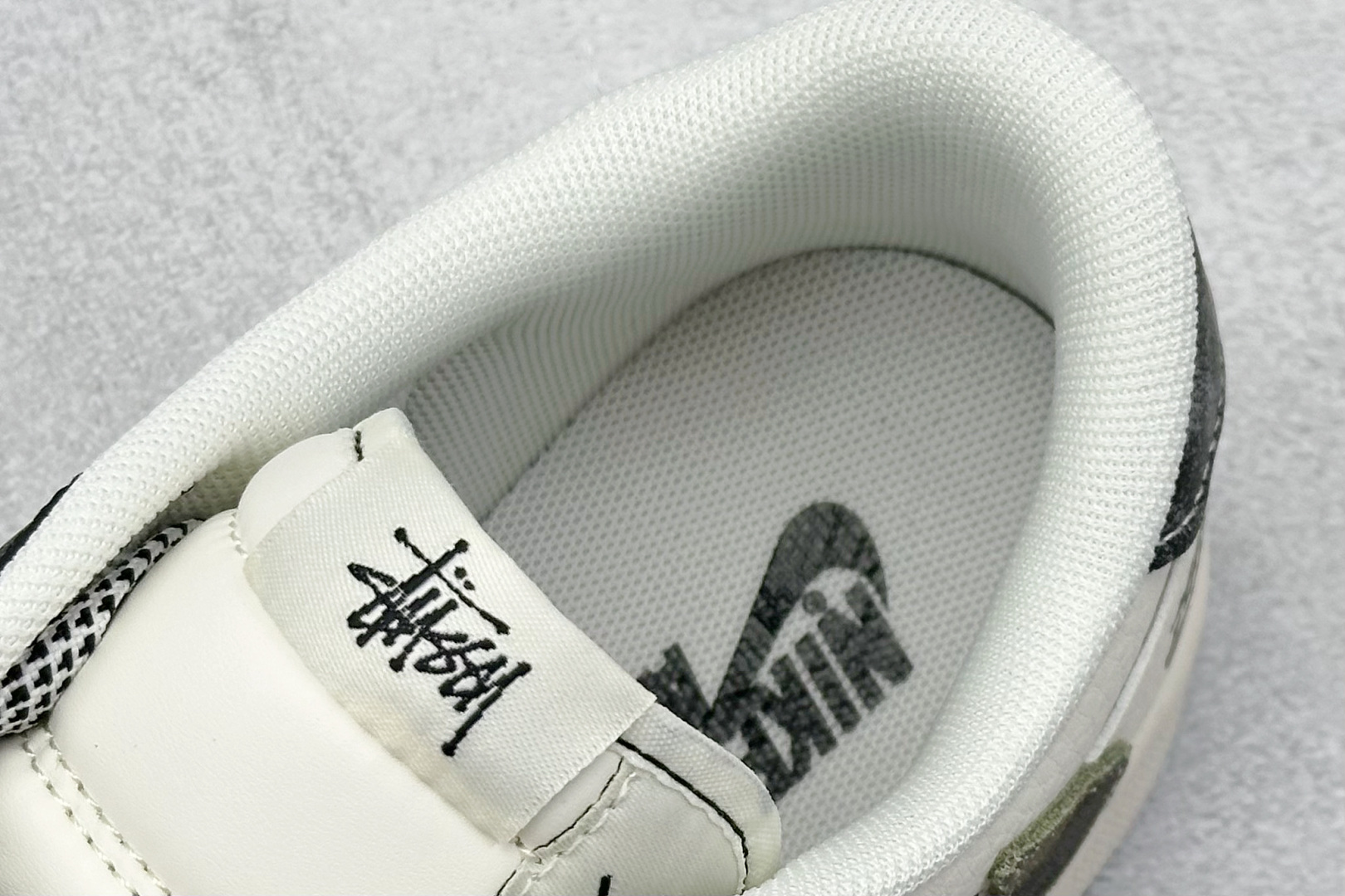 Travis Scott x Fragment Design x Air Jordan 1 Low OG SP AJ1 斯图西联名 双拼迷彩勾 低帮文化休闲板鞋 XS7089-548