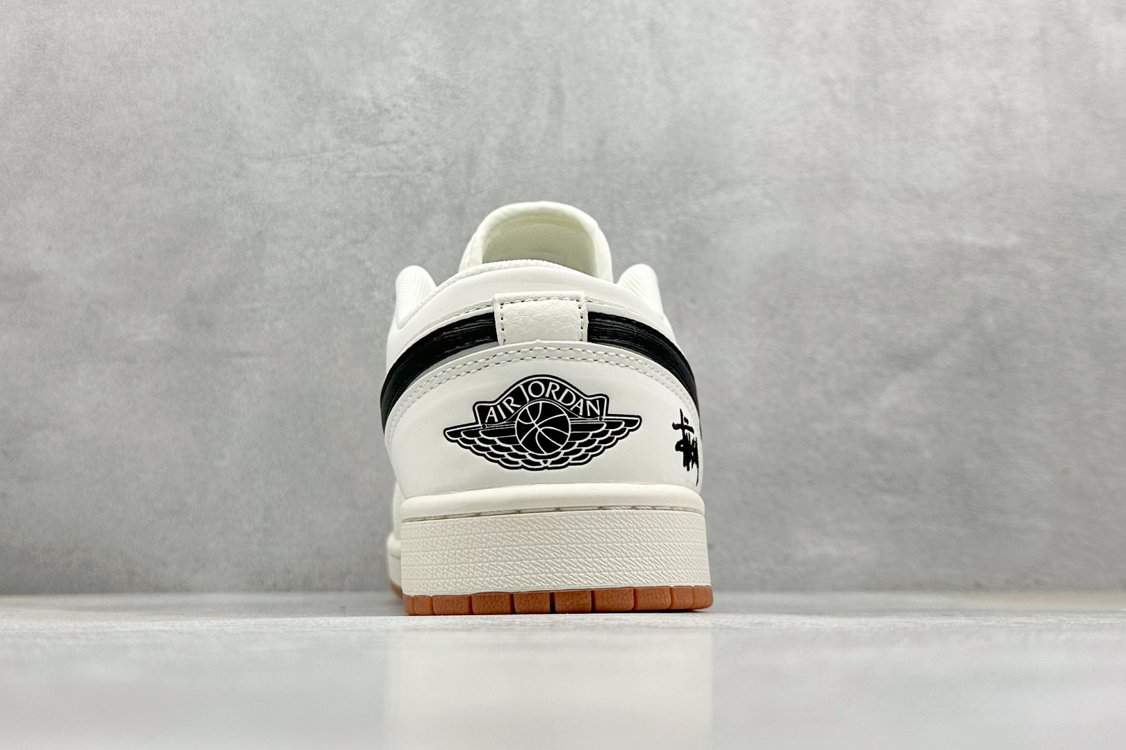 XS版 Air Jordan 1 Low AJ1 乔1 斯图西联名 黑勾生胶 XX3168-170