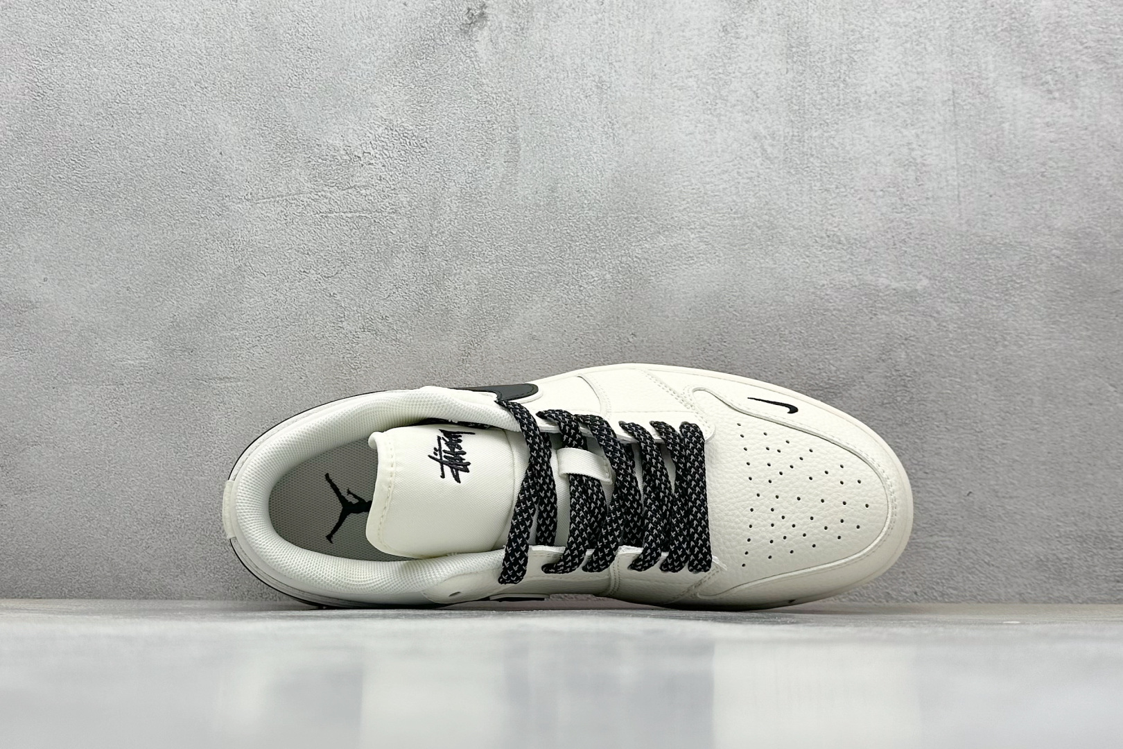 XS版 Air Jordan 1 Low AJ1 乔1 斯图西联名 黑勾生胶 XX3168-170