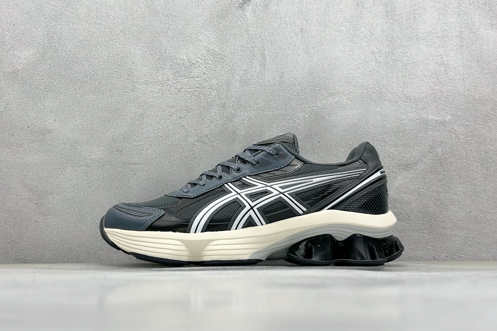 Asics Gel-Kinetic Fluent 亚瑟士运动休闲透气专业跑鞋