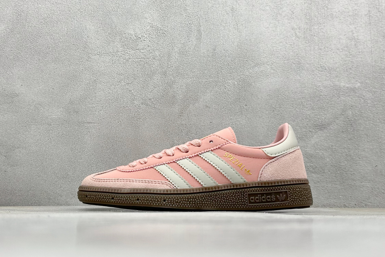 Adidas Handball Spezial 复古单品 阿迪达斯经典款复古休闲板鞋 JI2646