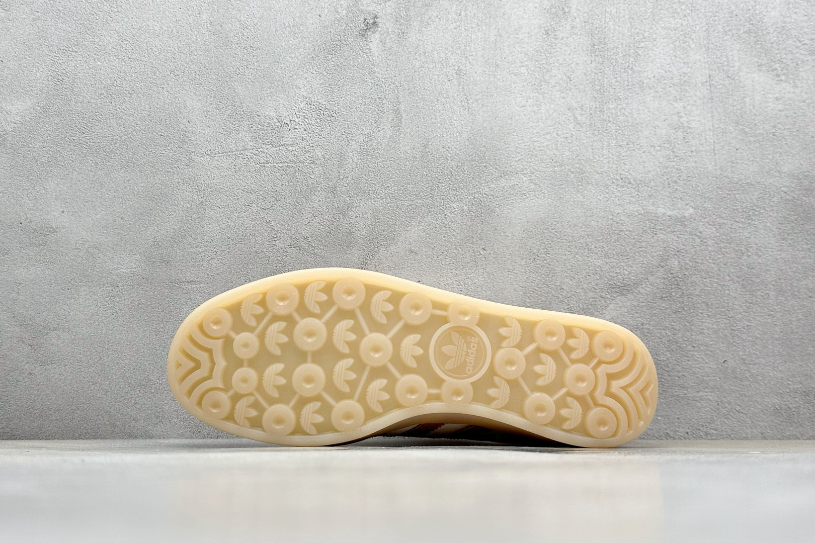 AD Originals Gazelle Indoor 粉色 三叶草复古休闲运动板鞋 JI2709
