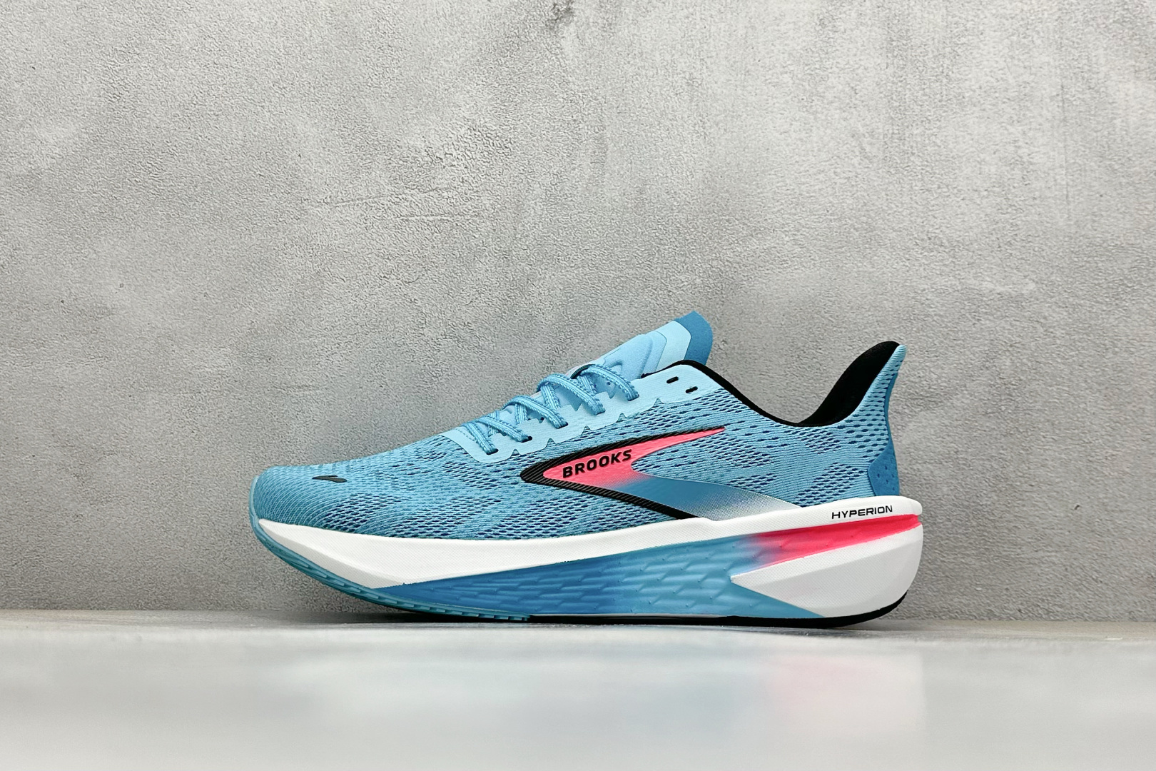 Brooks Hyperion Max 2 布鲁克斯 烈风系列低帮透气缓震支撑休闲运动慢跑鞋 110432 1D 441