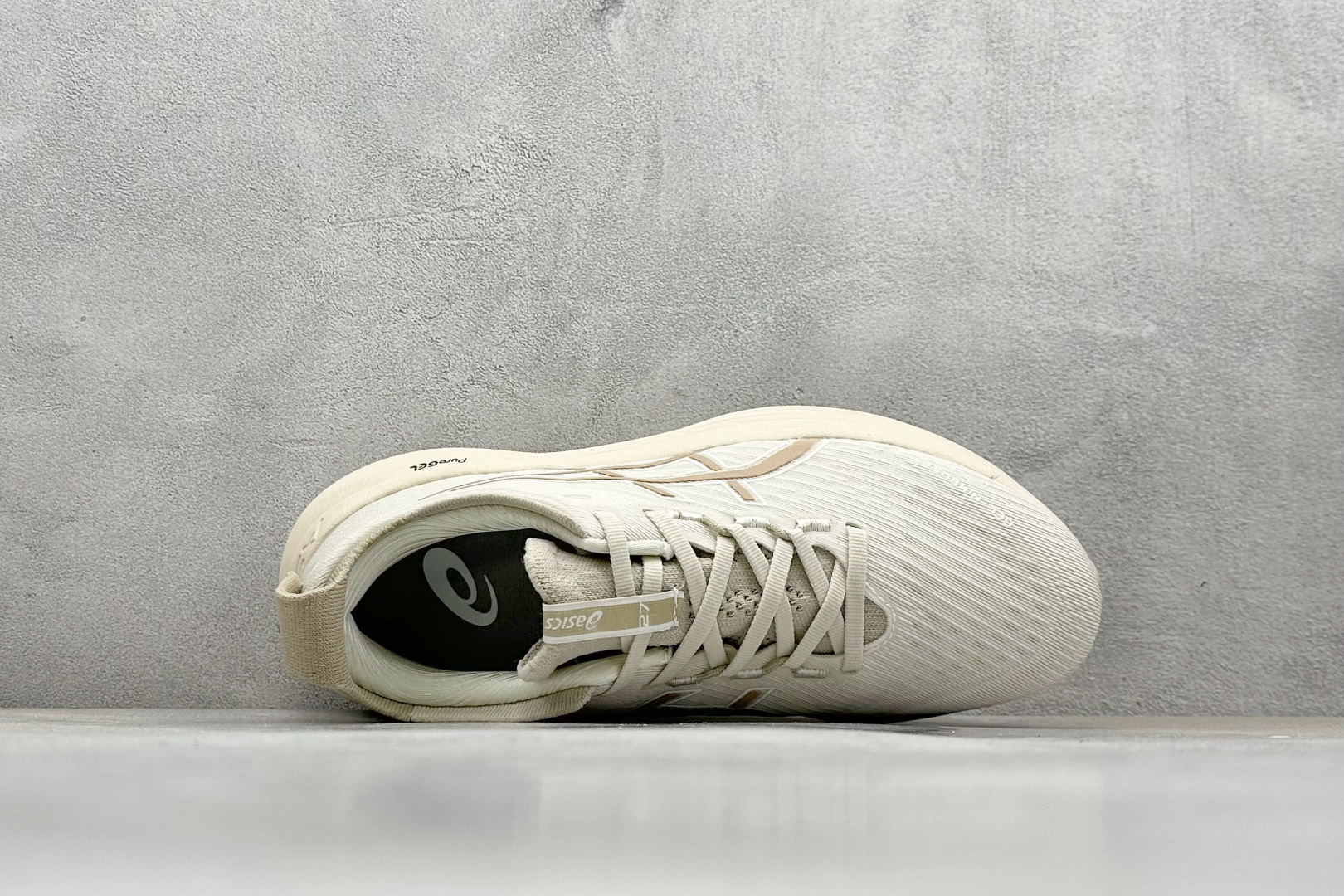 Asics Gel-Nimbus 27 亚瑟士复古透气休闲鞋缓震男子耐磨跑步鞋 1011C096-200