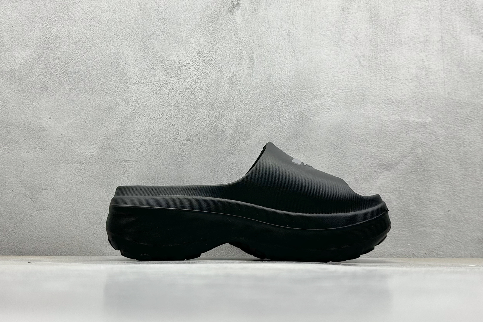 J版 Adidas Adifom Stan Smith 阿迪应季新品穆勒厨师拖鞋 JI2610