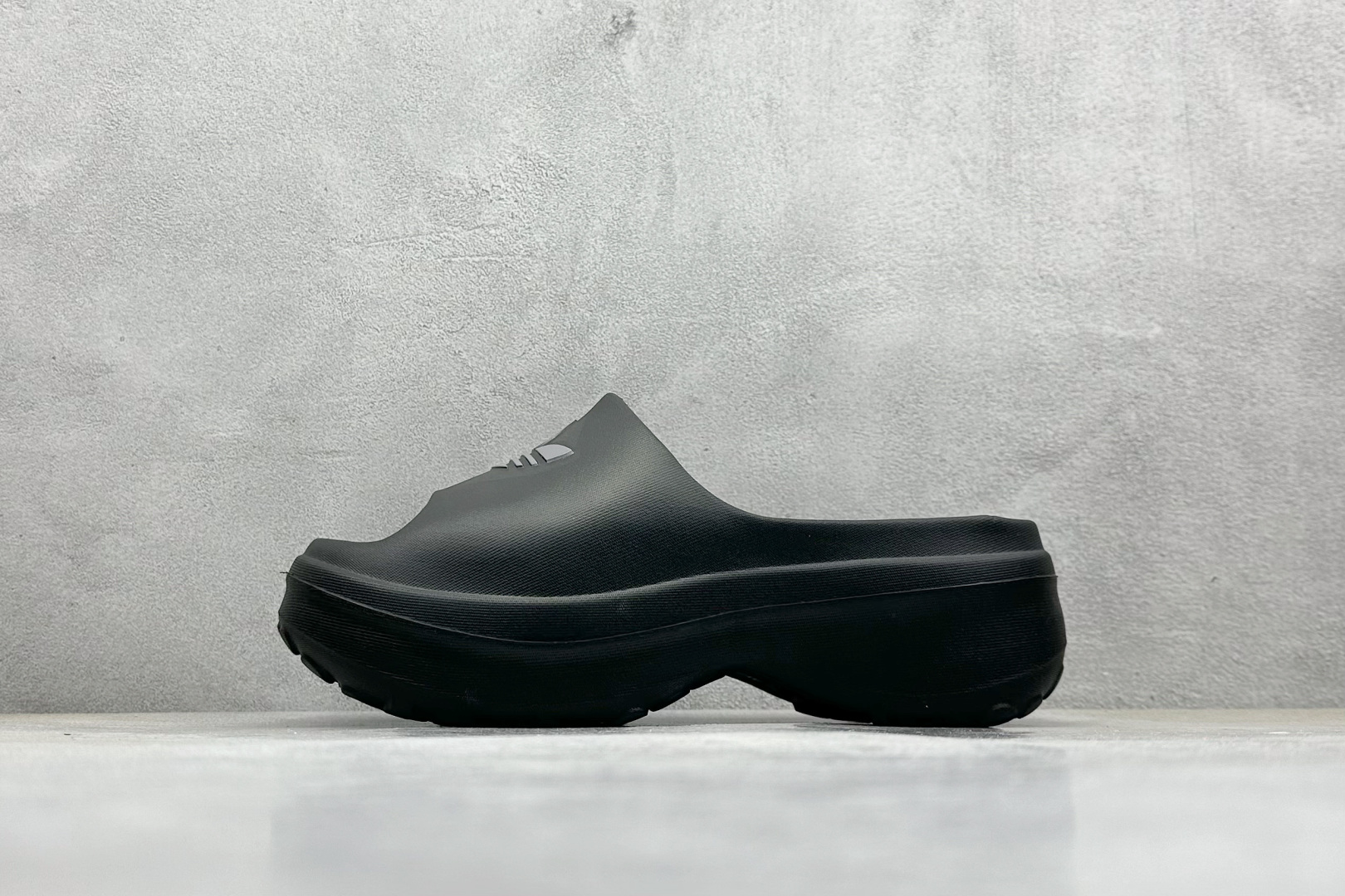 J版 Adidas Adifom Stan Smith 阿迪应季新品穆勒厨师拖鞋 JI2610