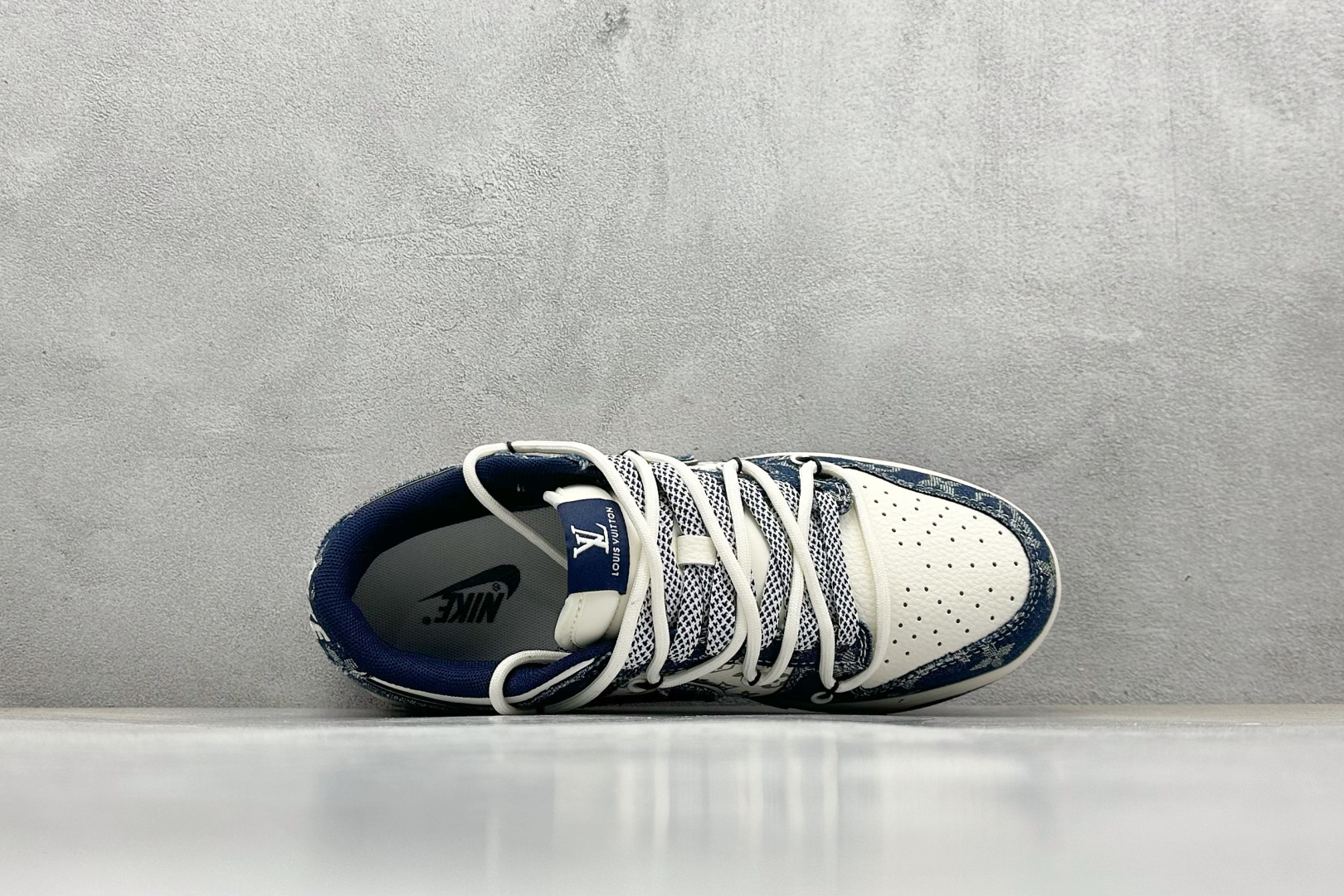 Nike SB Dunk Low LV联名 绑带蓝白牛仔蓝勾 周年高端定制 低帮休闲板鞋 YX5066-321